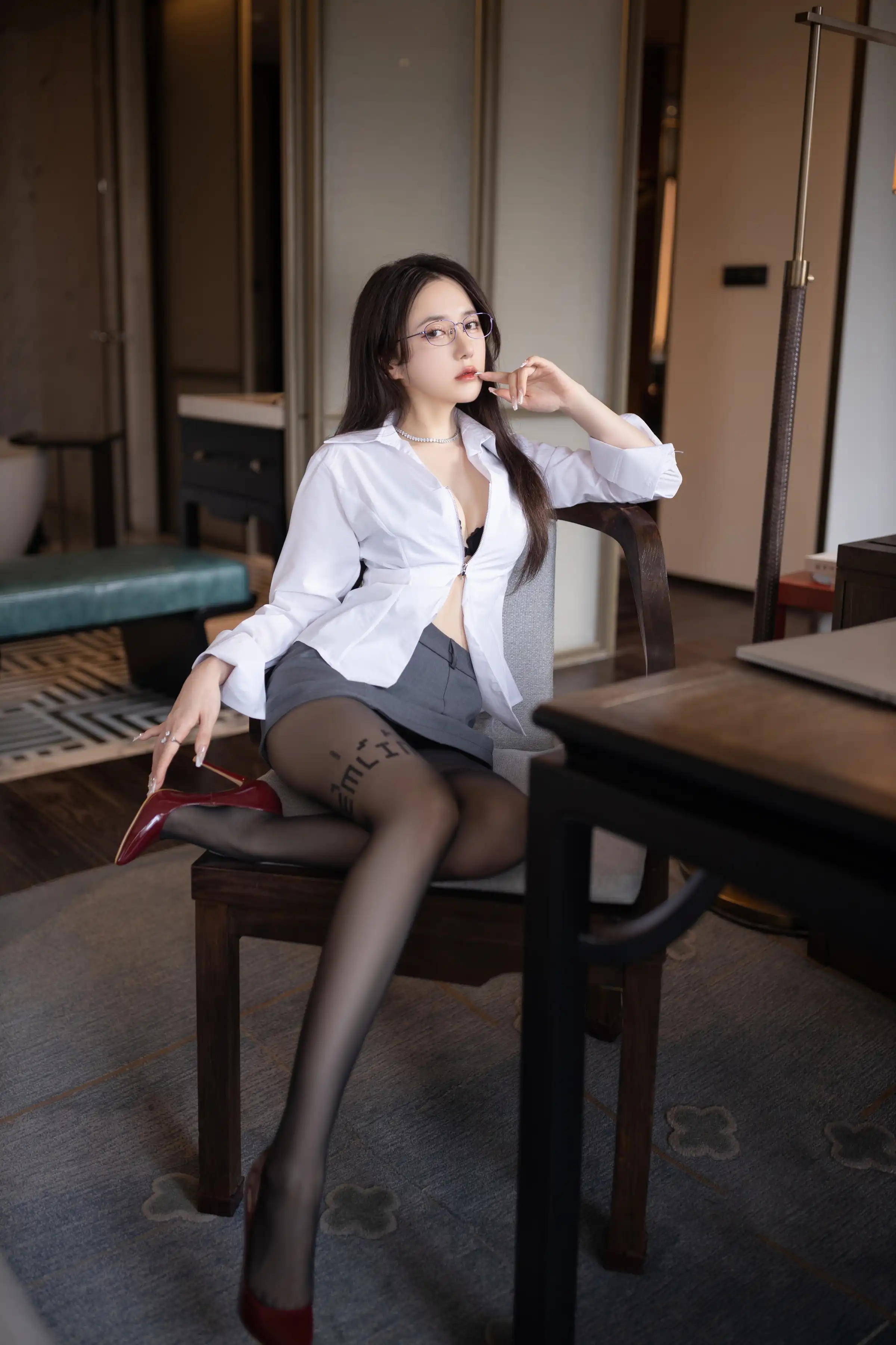 FW0144 秀人番外 17