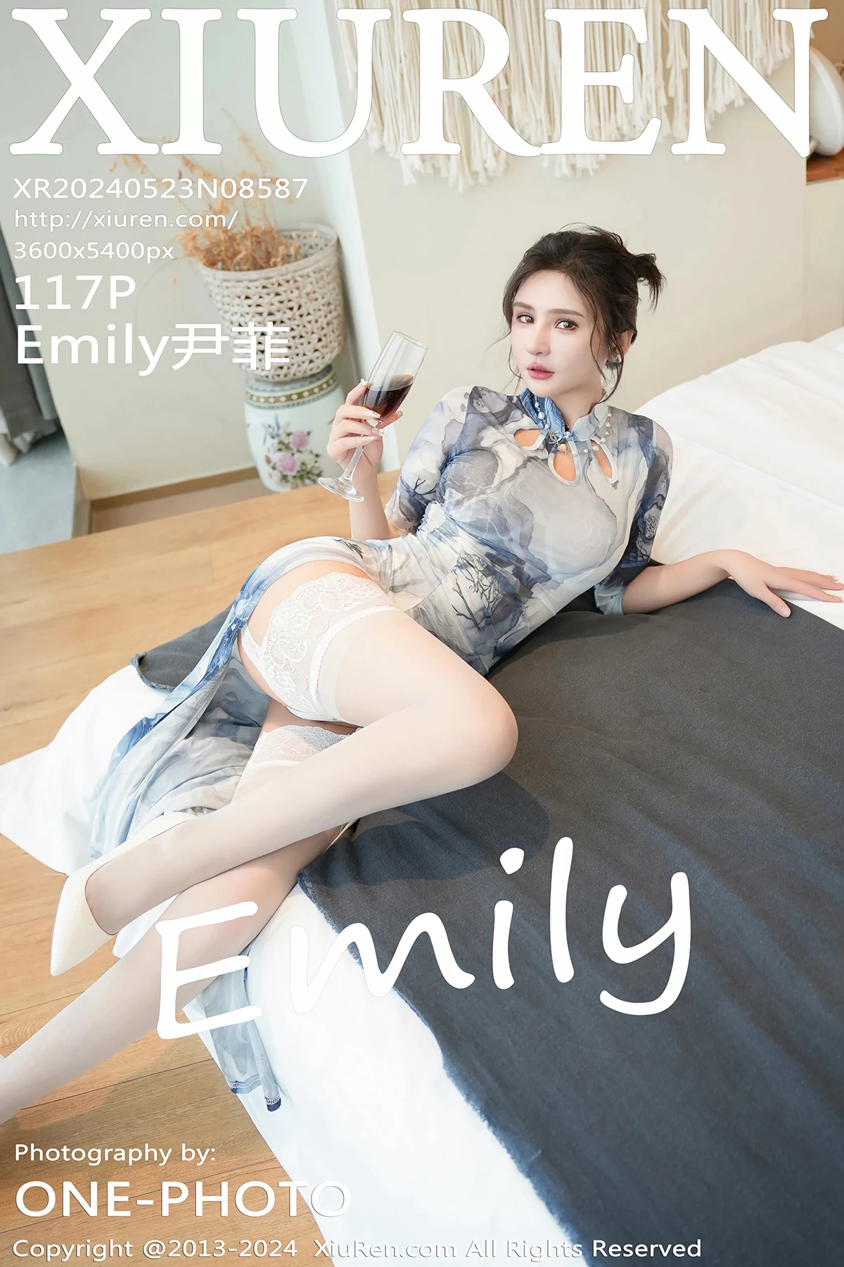 [秀人网] 2024.05.23 No.8587 Emily尹菲