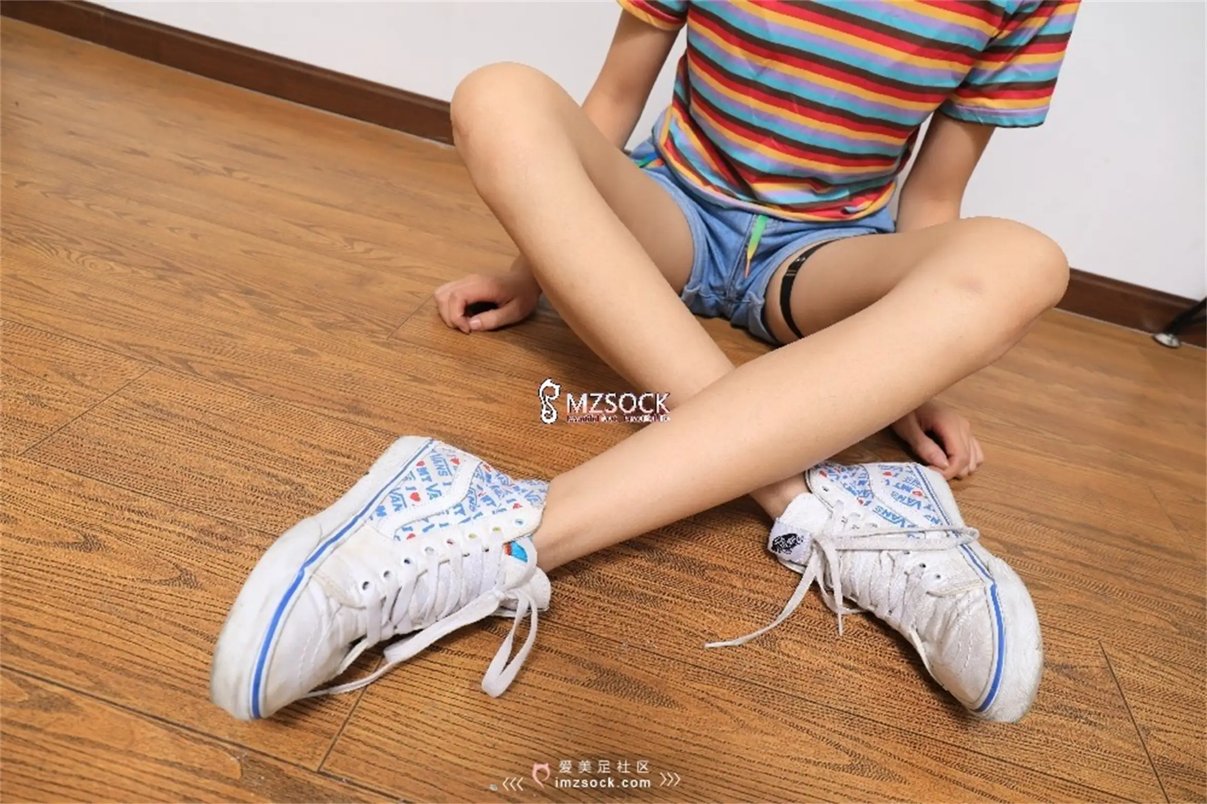 [爱美足] 爱美足 NO.058 大长腿叮叮#[74P]-1