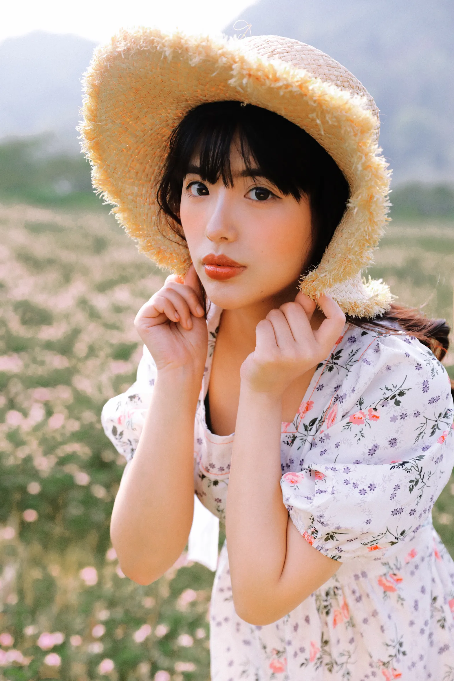 [艺图语] 2022.11.30 Vol.2566 – 夏末歌谣 倩儿#[25P]-17