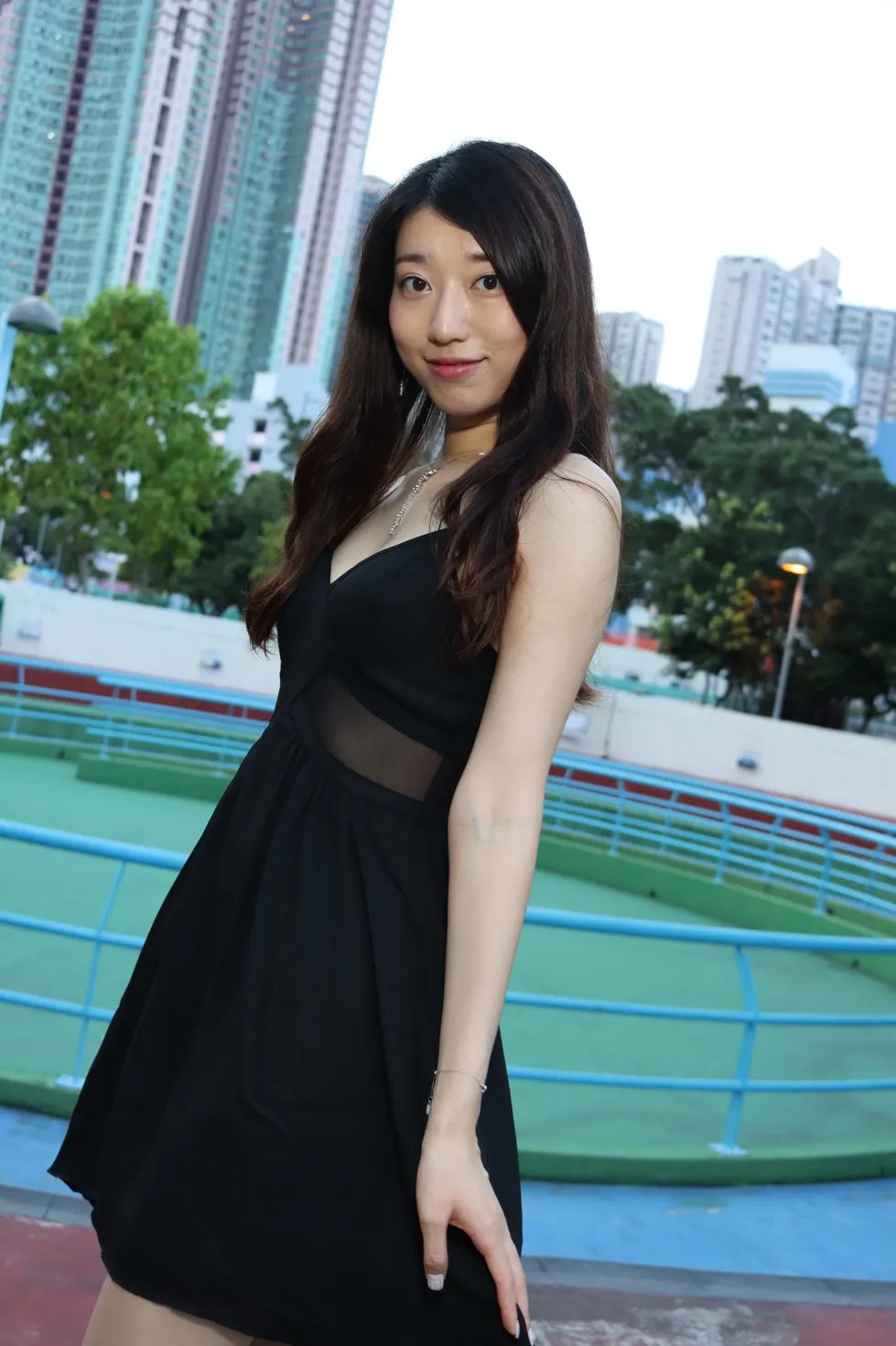 [爱美足] NO.106 吴小葵 公园黑色长裙 街拍#[61P]-44