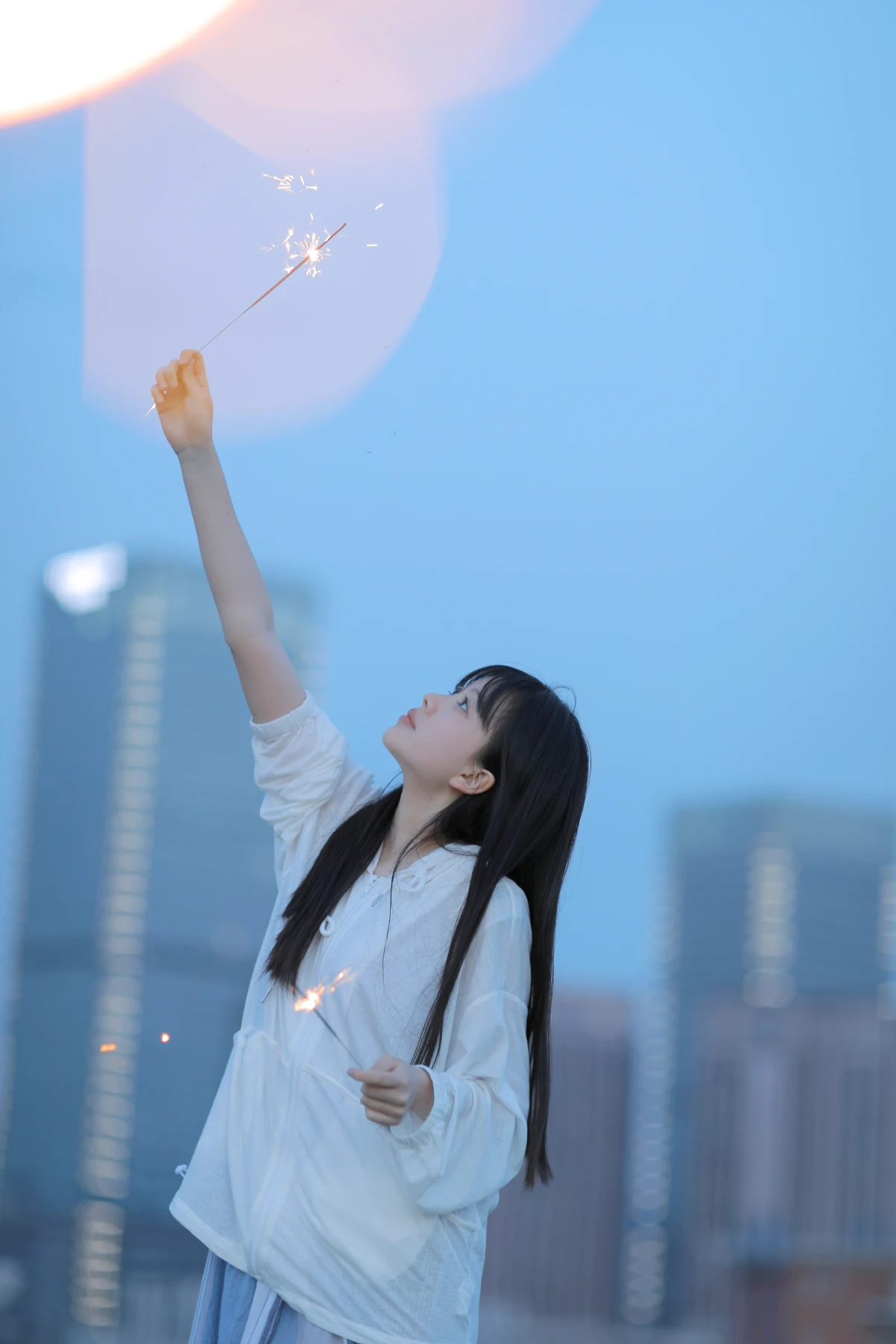 [艺图语] 2023.01.04 Vol.2838 – 与天空合影 秋阳邑禾#[21P]-1