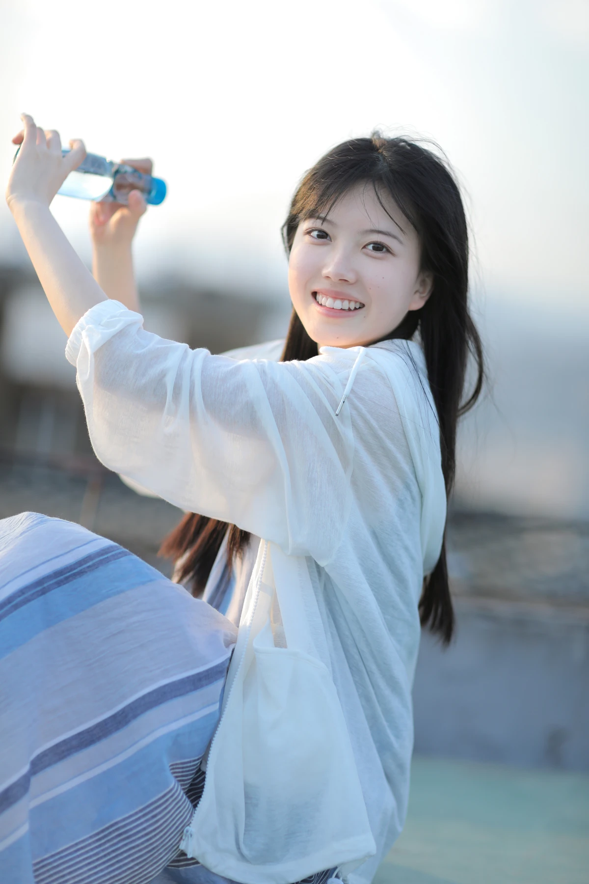 [艺图语] 2023.01.04 Vol.2838 – 与天空合影 秋阳邑禾#[21P]-3