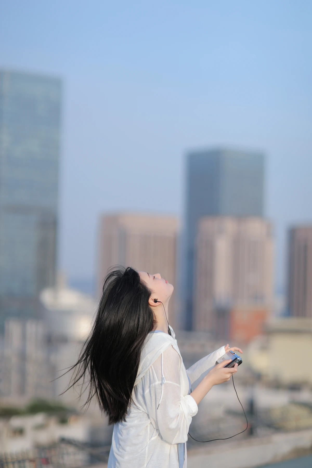 [艺图语] 2023.01.04 Vol.2838 – 与天空合影 秋阳邑禾#[21P]-4