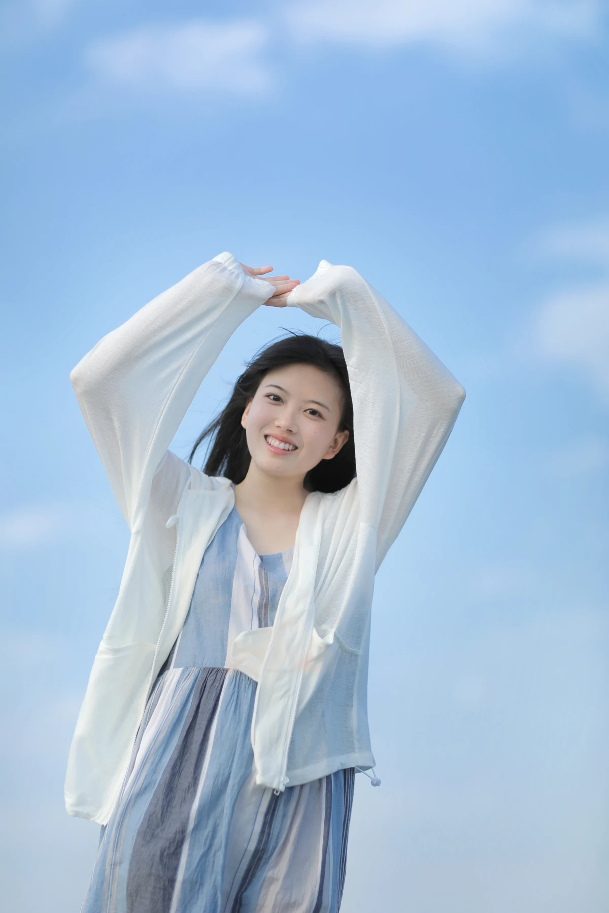 [艺图语] 2023.01.04 Vol.2838 – 与天空合影 秋阳邑禾#[21P]-6