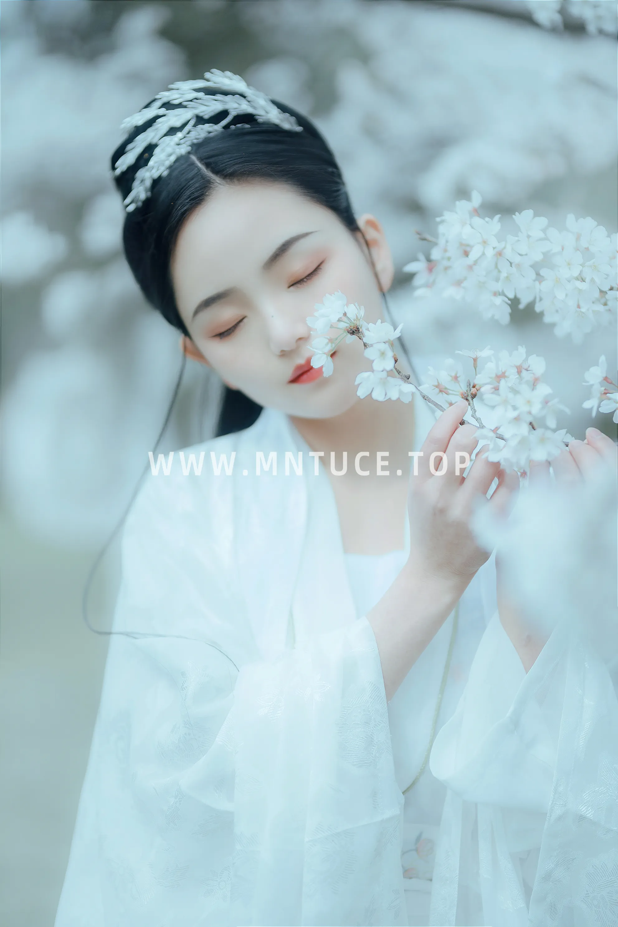 [艺图语] 2022.12.06 Vol.2613 – 樱吹雪 穆婕#[25P]-18