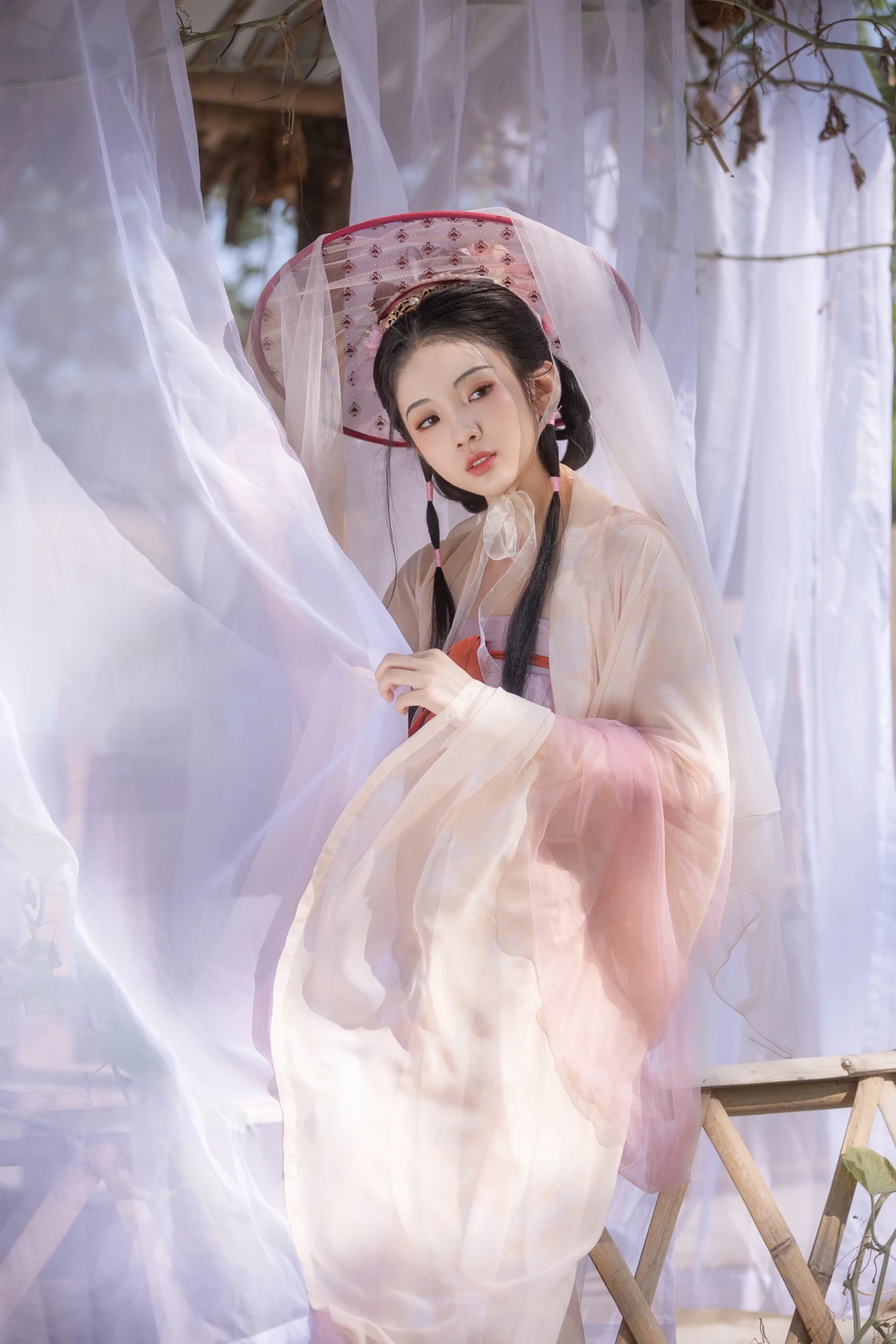 [艺图语] 2022.12.28 Vol.2778 – 若梦 崴一下#[27P]-1