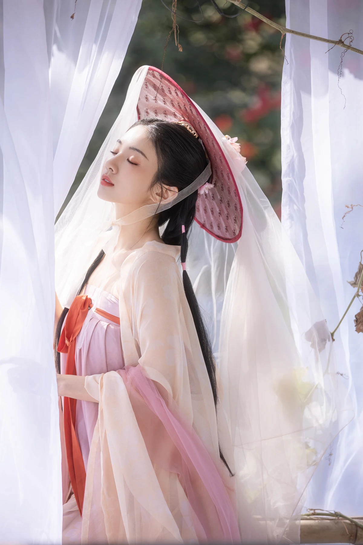 [艺图语] 2022.12.28 Vol.2778 – 若梦 崴一下#[27P]-5