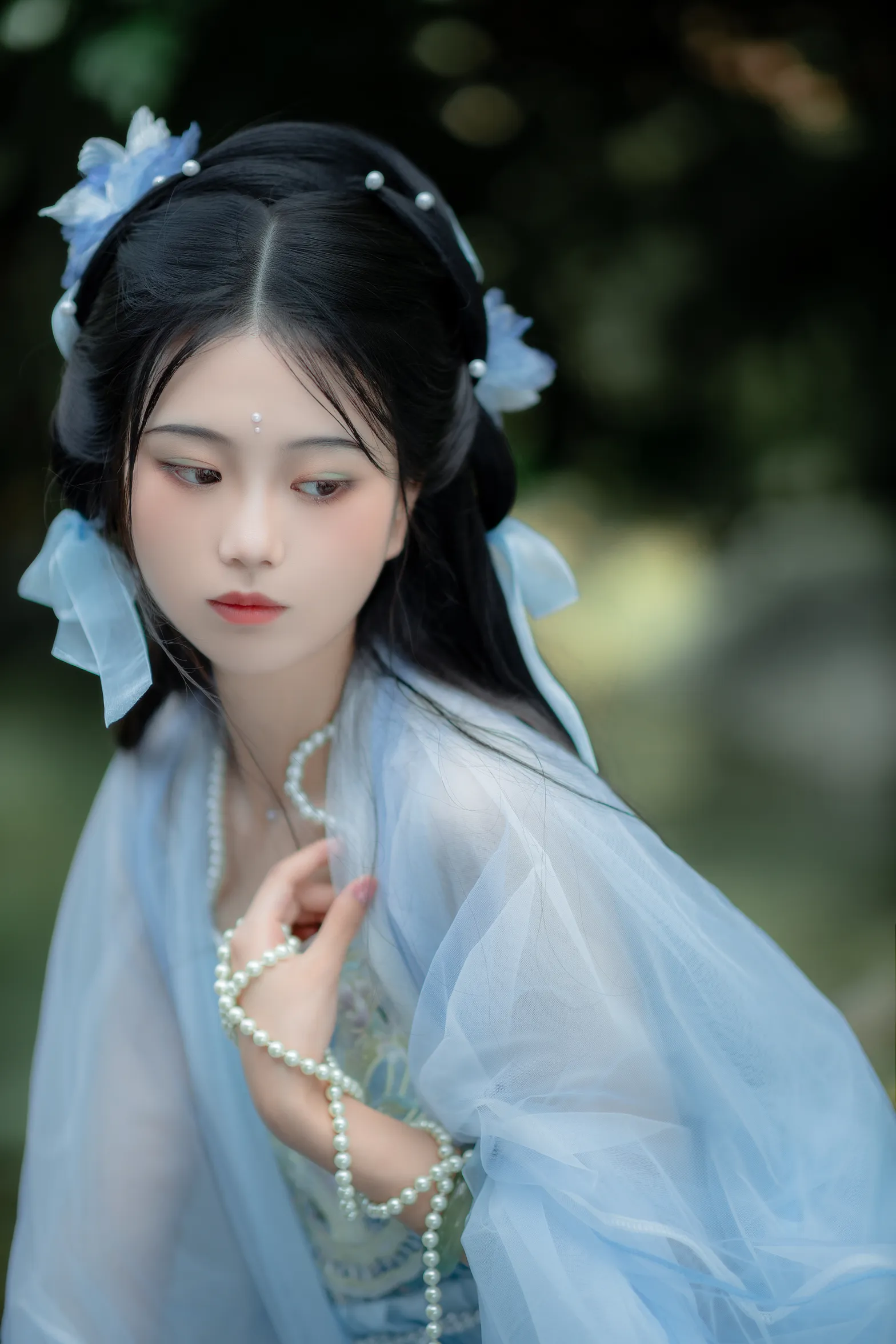 [艺图语] 2022.12.07 Vol.2622 – 小蚌精 Bllc#[21P]-14