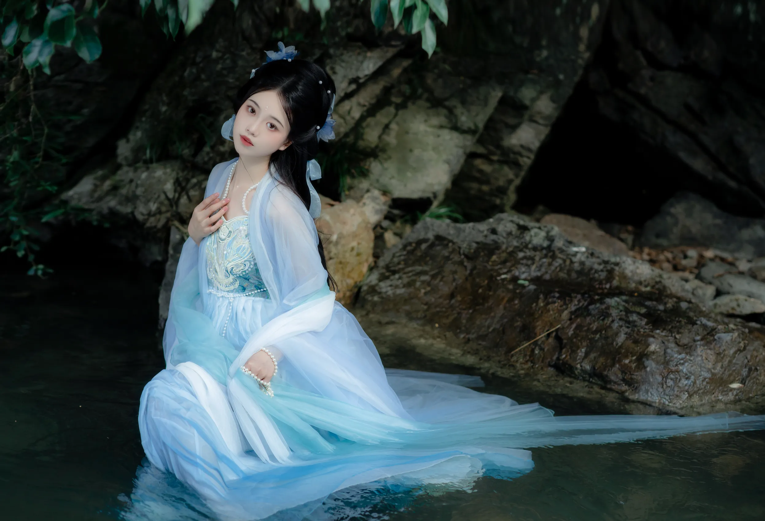 [艺图语] 2022.12.07 Vol.2622 – 小蚌精 Bllc#[21P]-19