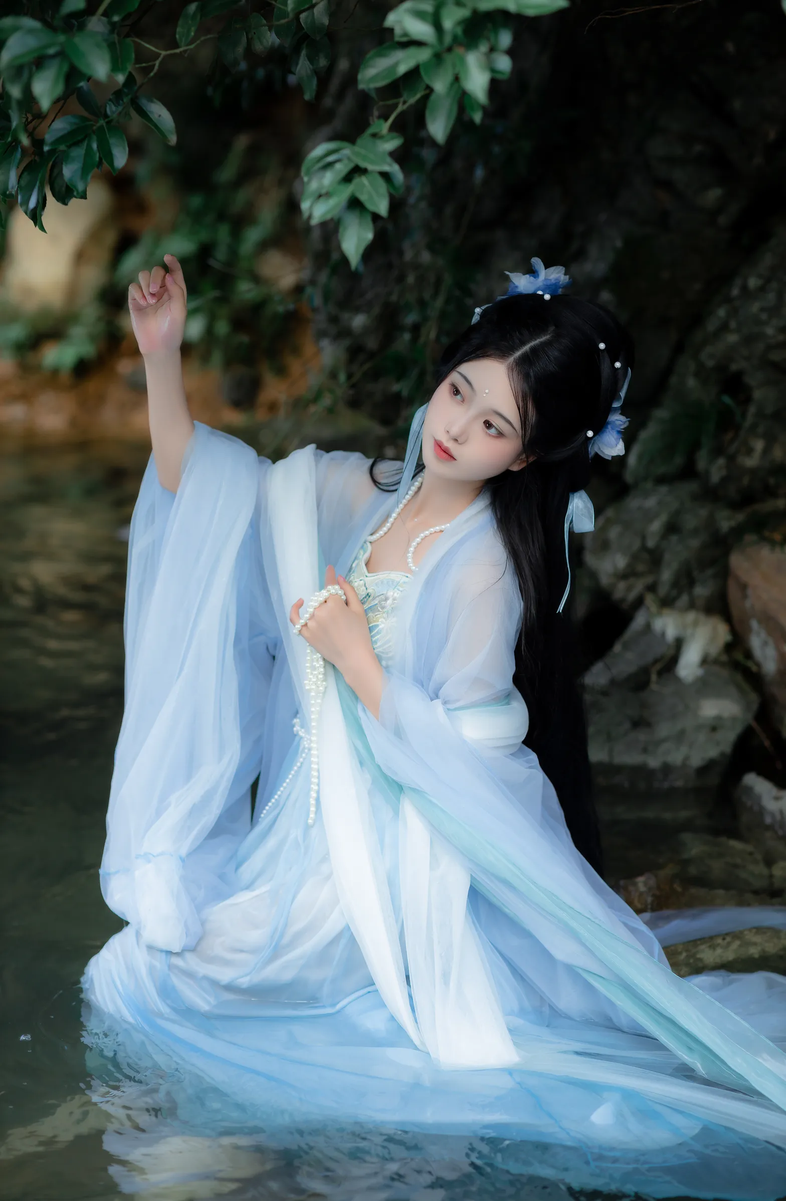 [艺图语] 2022.12.07 Vol.2622 – 小蚌精 Bllc#[21P]-21