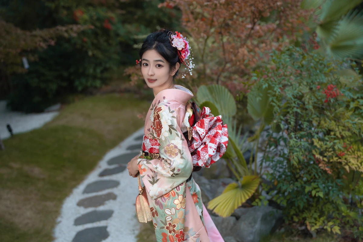 [艺图语] 2022.12.26 Vol.2761 – 和服之女 小泽#[35P]-3