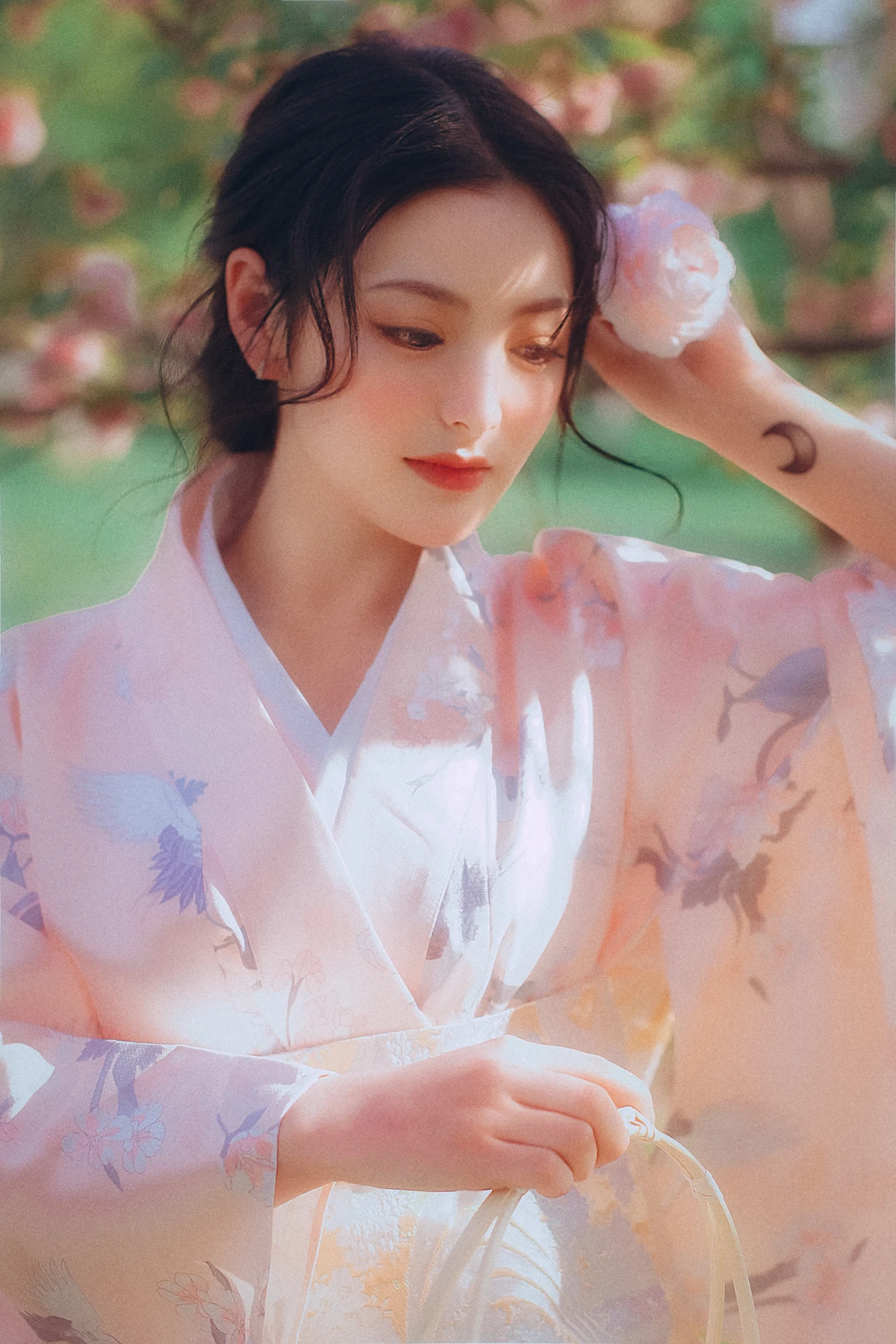 [艺图语] 2022.12.16 Vol.2689 – 春日的炽热与温柔 雨三岁ya#[38P]-8