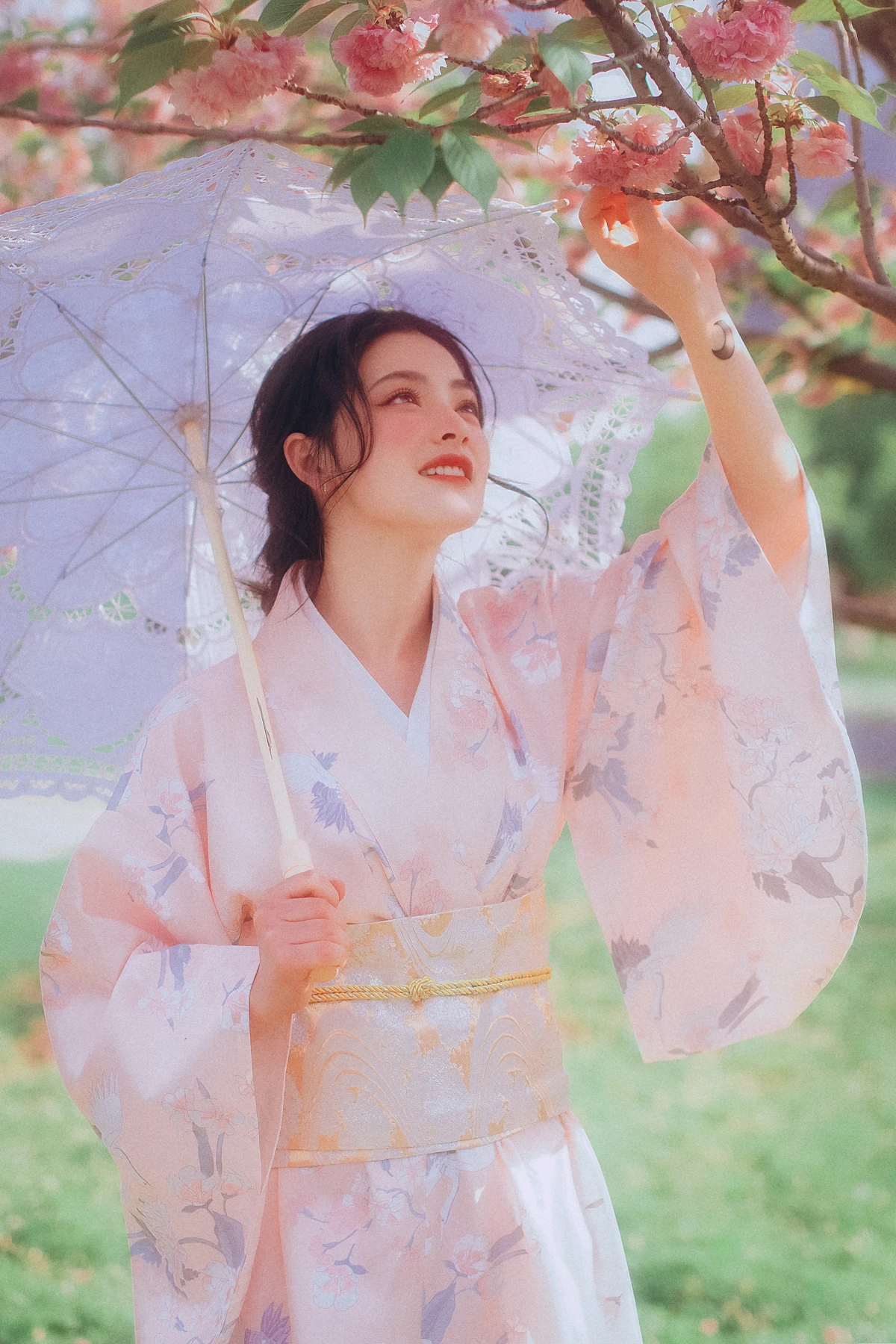 [艺图语] 2022.12.16 Vol.2689 – 春日的炽热与温柔 雨三岁ya#[38P]-7