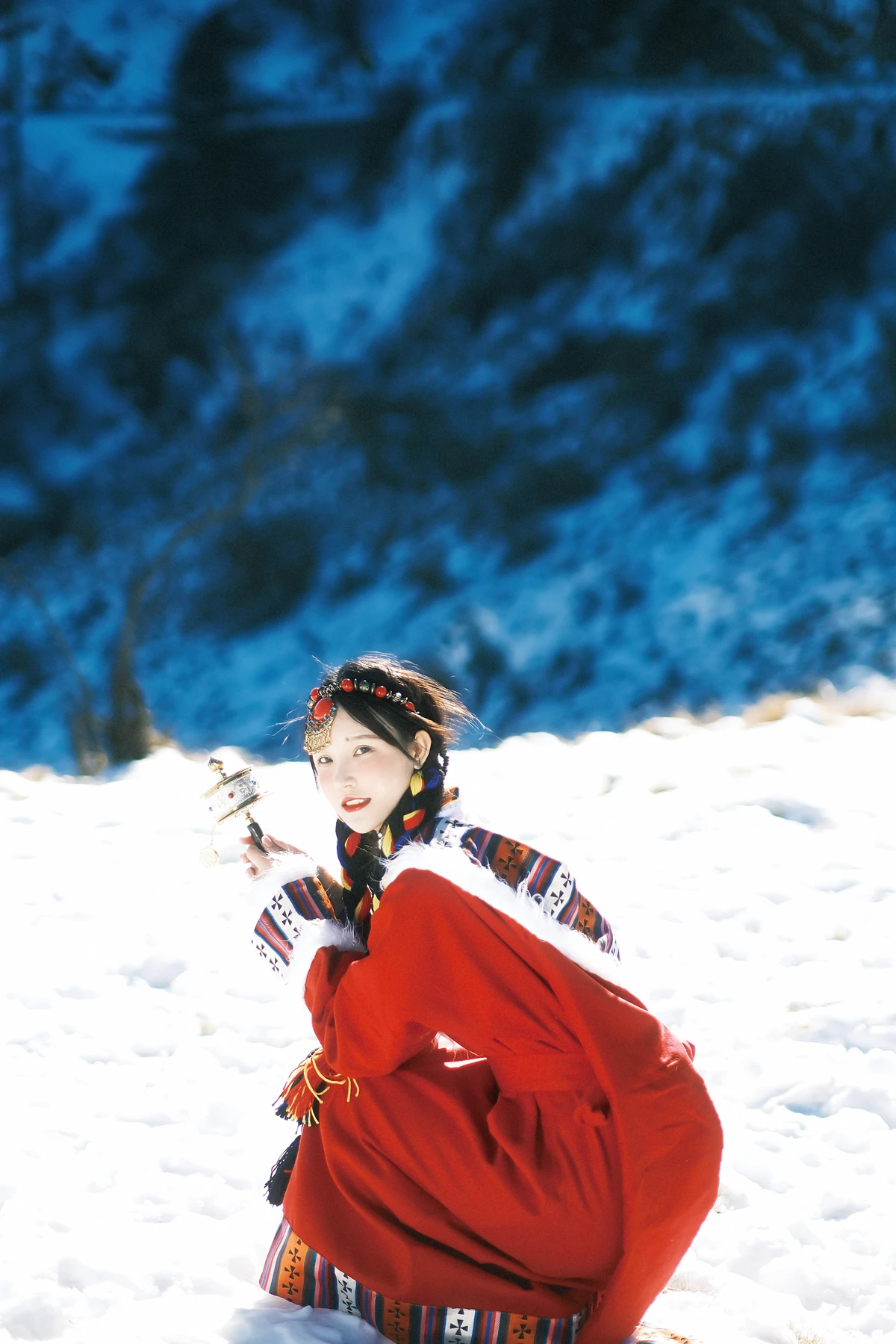 [YITUYU] 2023.01.01 Vol.2814 – I can’t live without the sacred mountain. Please take a Gesang flower with you. Xiaoshuang#[22P]-6