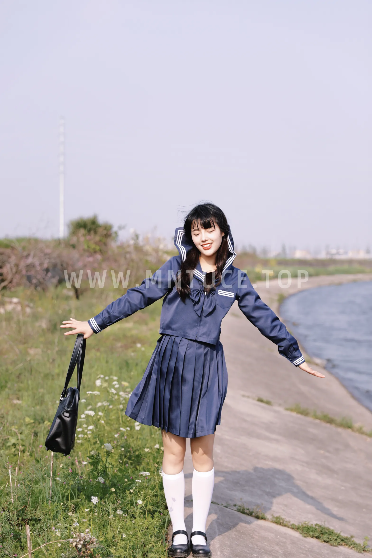 [艺图语] 2022.11.28 Vol.2546 – 等你下课 倩儿#[28P]-25
