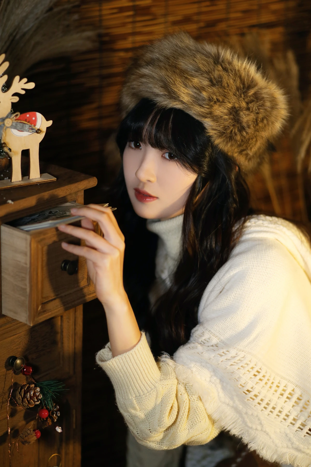 [艺图语] 2022.12.17 Vol.2700 – 木屋的暖冬 忍海部#[29P]-23