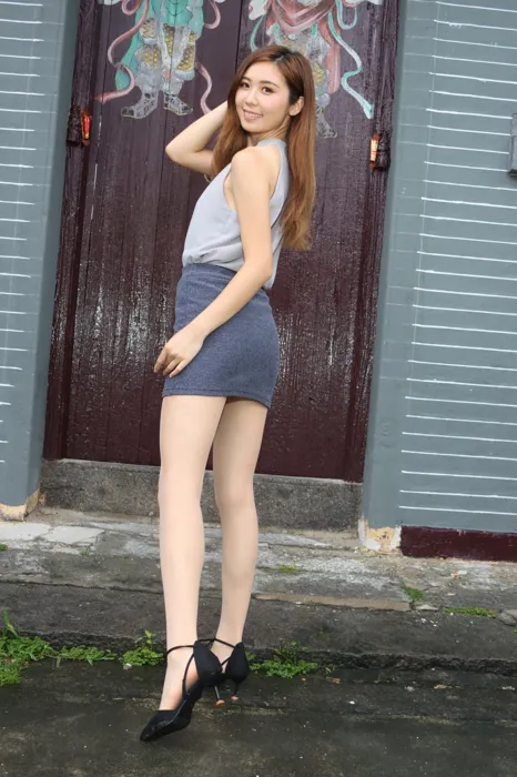 [爱美足] NO.093 長腿美模 Shuk Man 短裙 高跟美腿外拍 街拍#[101P]-39