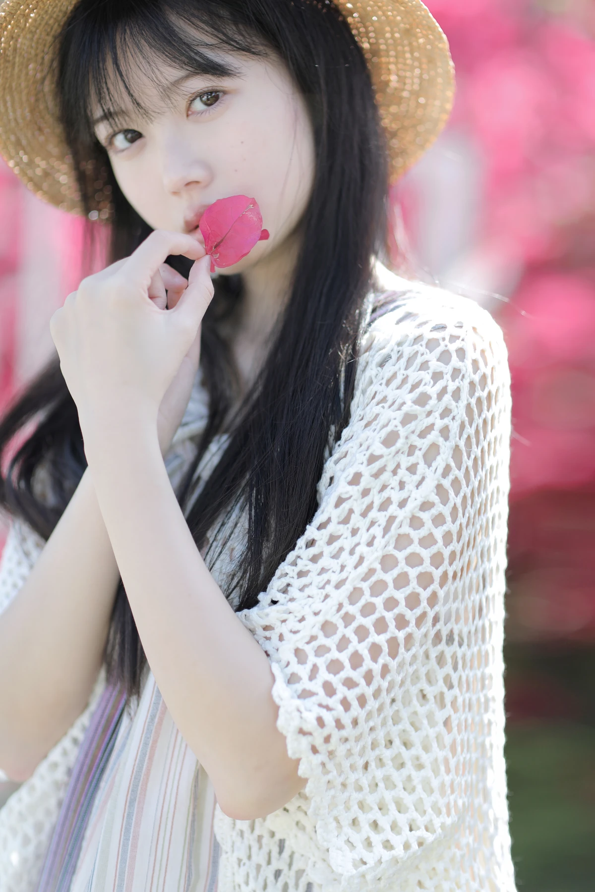 [艺图语] 2023.01.05 Vol.2839 – 花与那女孩 秋阳邑禾#[25P]-10