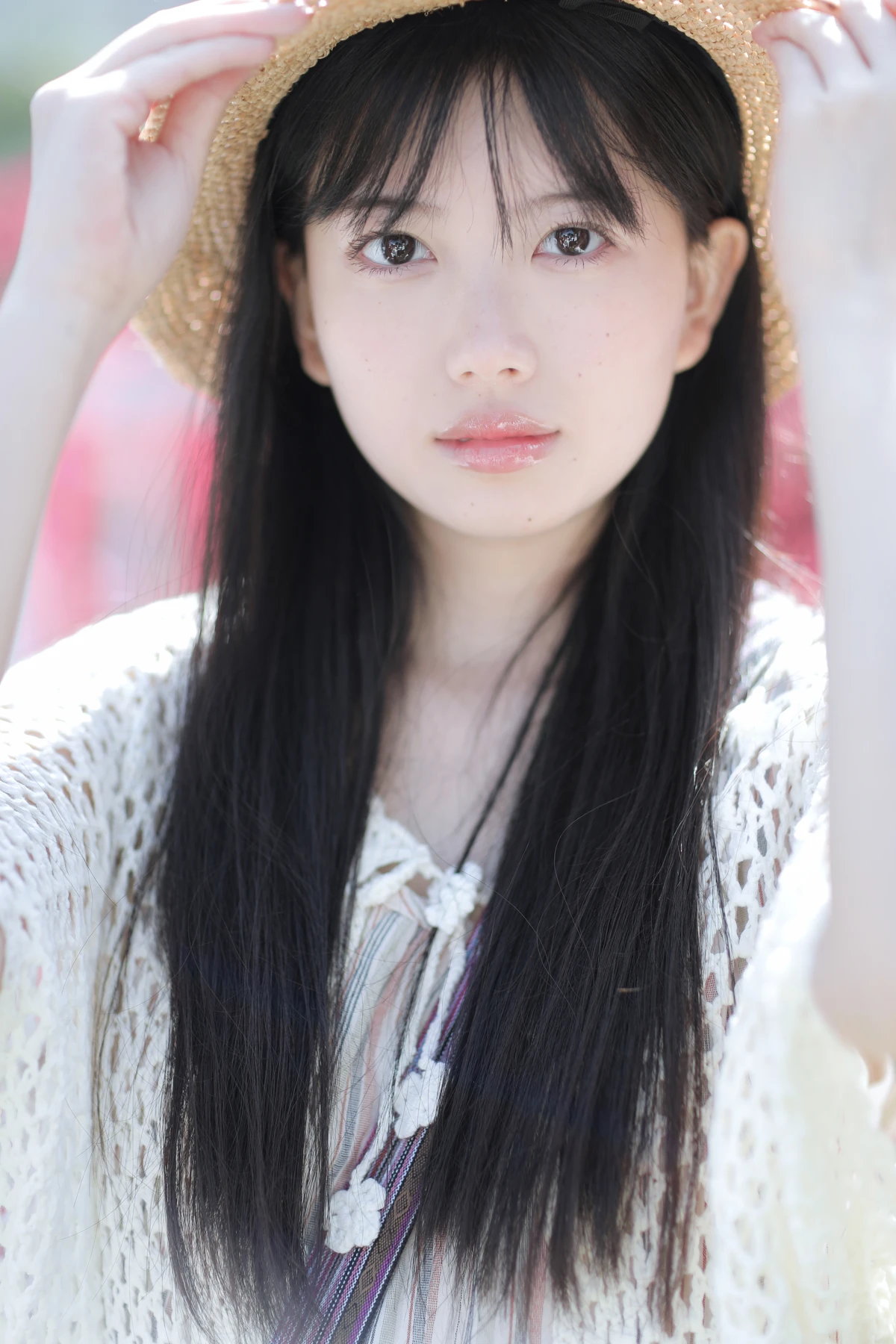 [艺图语] 2023.01.05 Vol.2839 – 花与那女孩 秋阳邑禾#[25P]-8