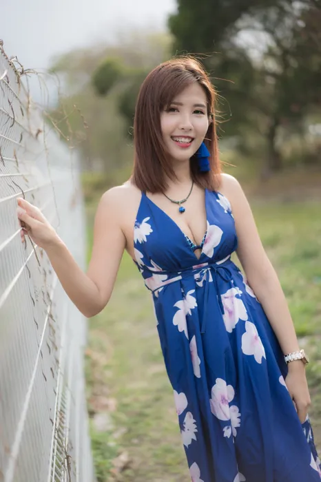 [爱美足] NO.052 Polly 高衩長裙 高跟美腿旅拍 街拍#[60P]-3