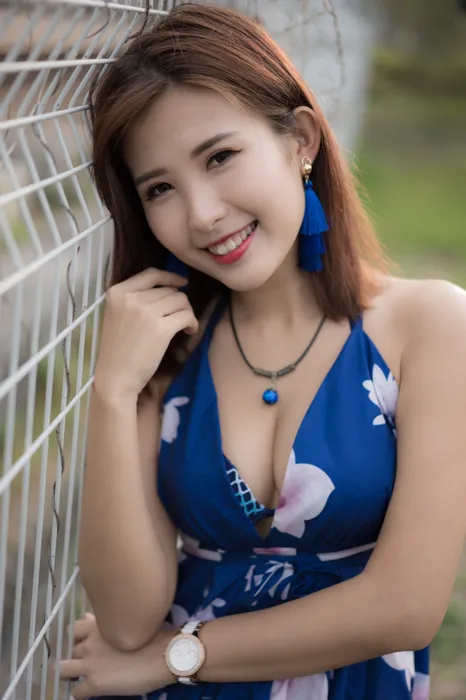 [爱美足] NO.052 Polly 高衩長裙 高跟美腿旅拍 街拍#[60P]-1