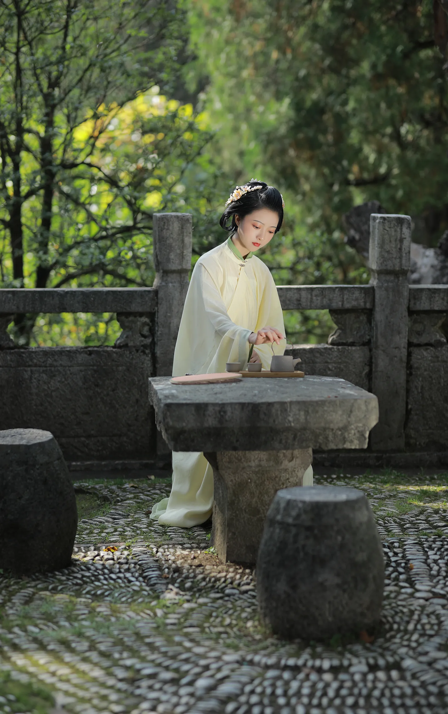 [艺图语] 2022.11.30 Vol.2561 – 淡淡春山 YunFleur#[40P]-10