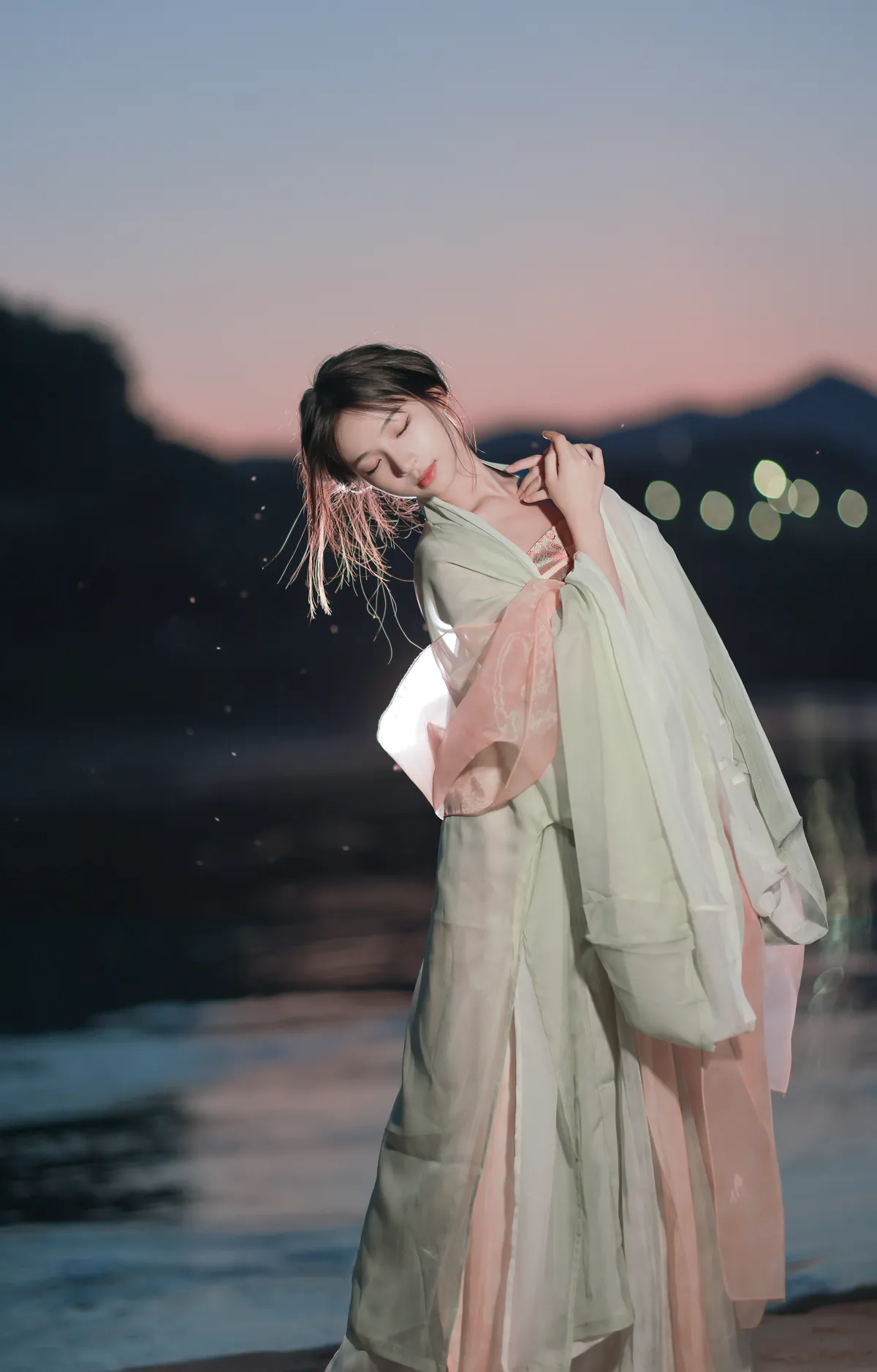 [艺图语] 2022.12.15 Vol.2686 – 星河 卷卷#[23P]-6