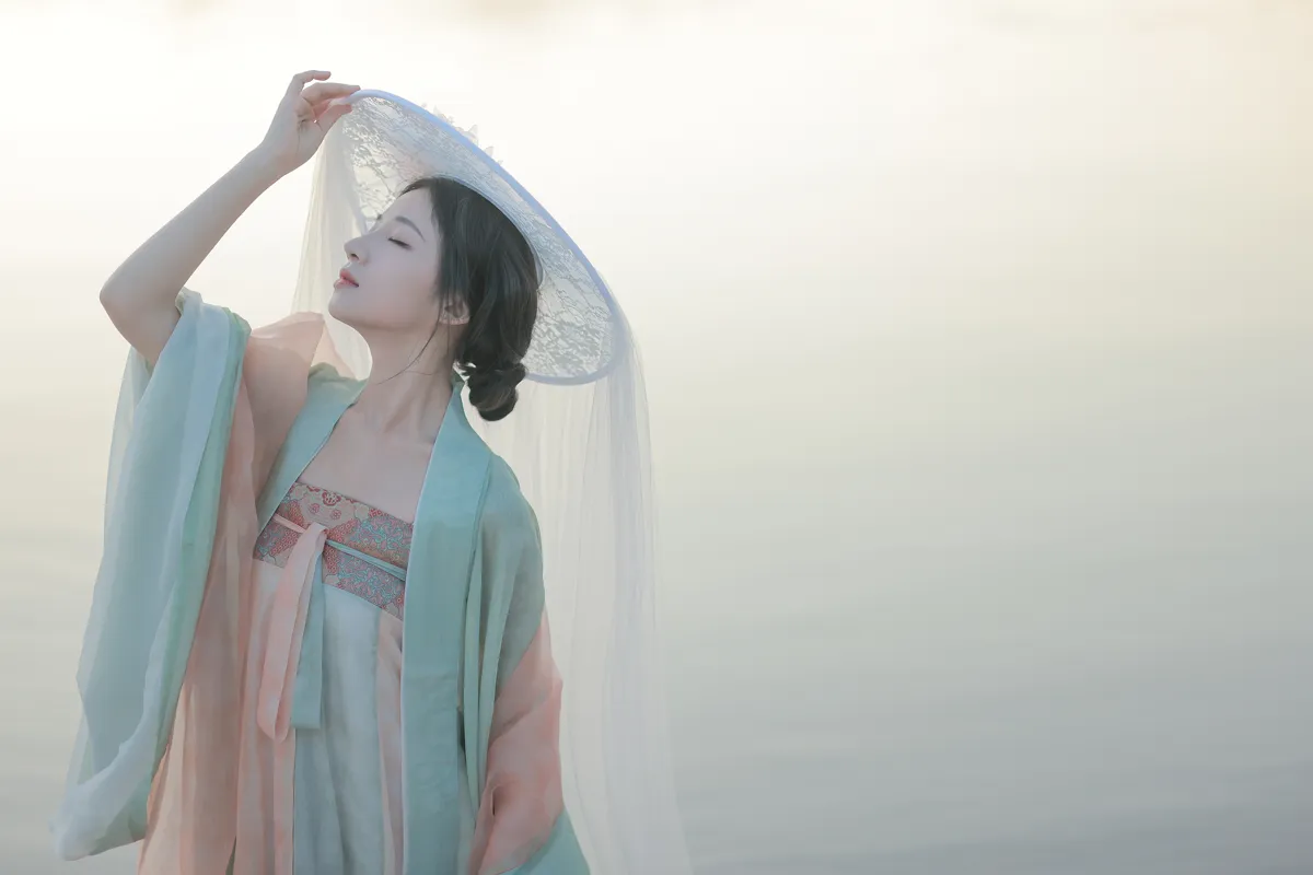 [艺图语] 2022.12.15 Vol.2686 – 星河 卷卷#[23P]-1