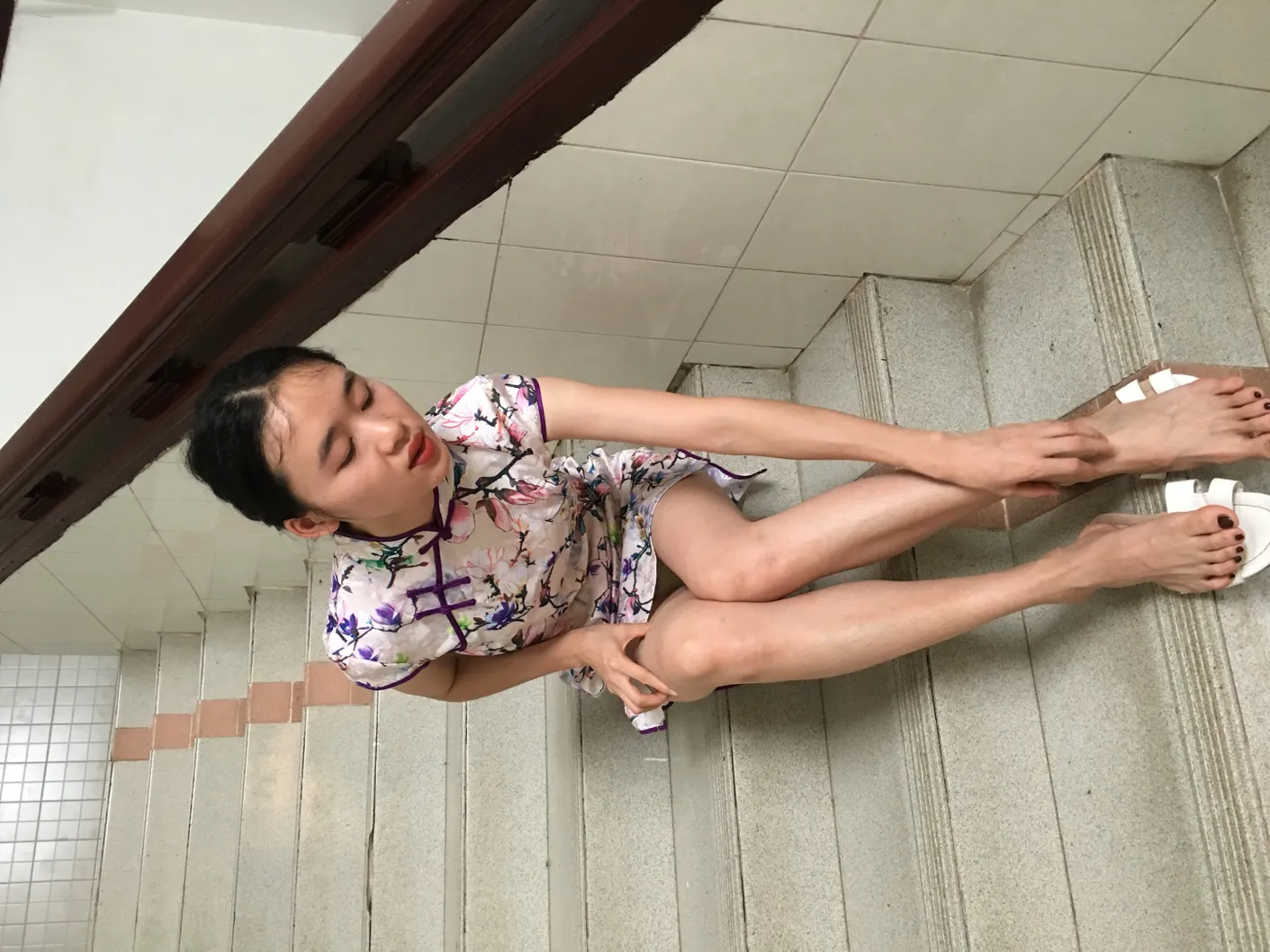 [爱美足] NO.021 男科医生小石的超嫩美足长腿网球场写真 街拍#[80P]-2