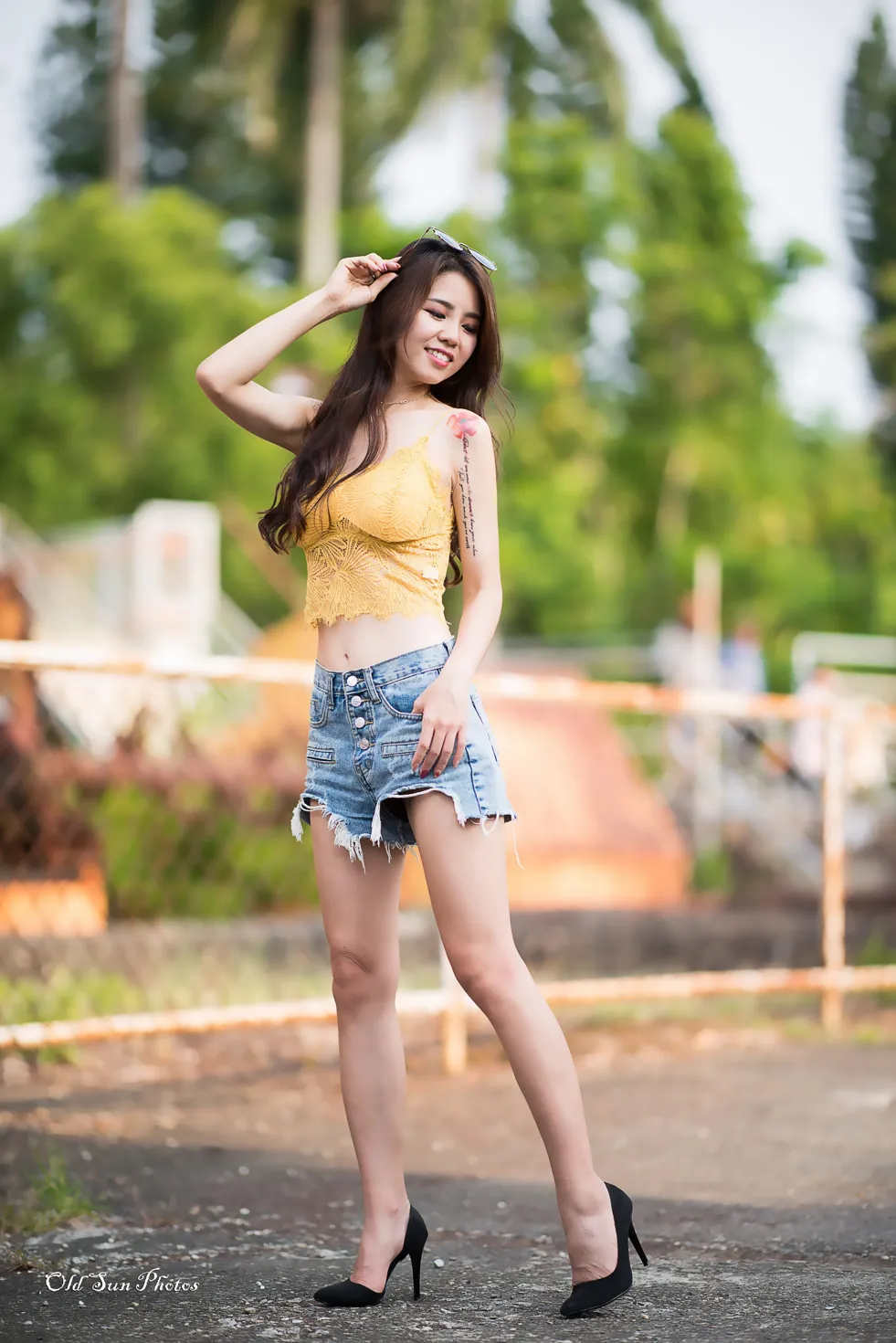 [爱美足] NO.192 Debby Chiu 露肚牛仔短裤高跟美腿 街拍#[53P]-43