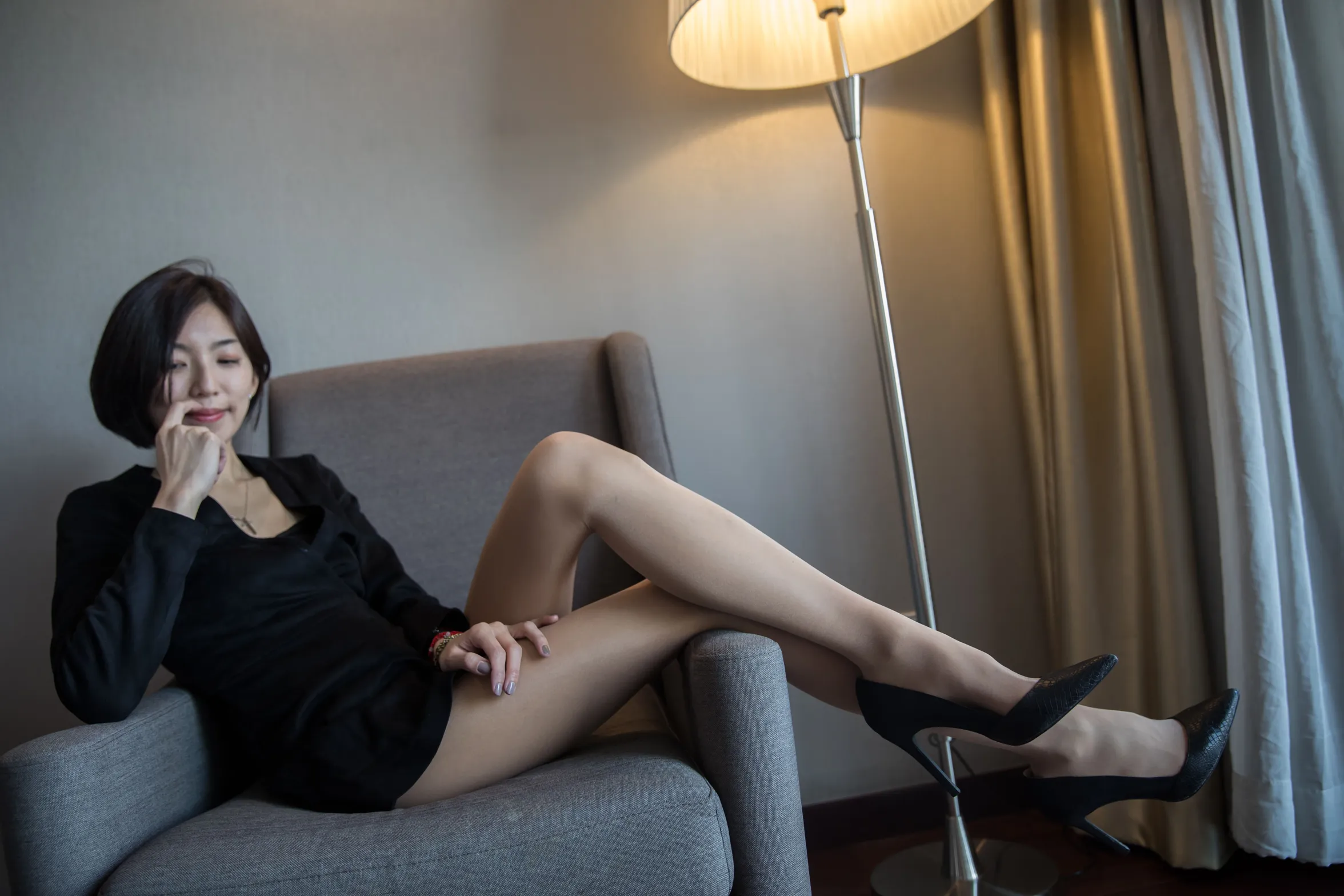 [爱美足] NO.120 酒店骨感美女肉丝高跟 街拍#[88P]-30