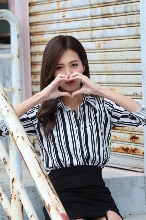 [爱美足] NO.025 长腿美模 张筱 性感黑丝外拍 街拍#[93P]-2