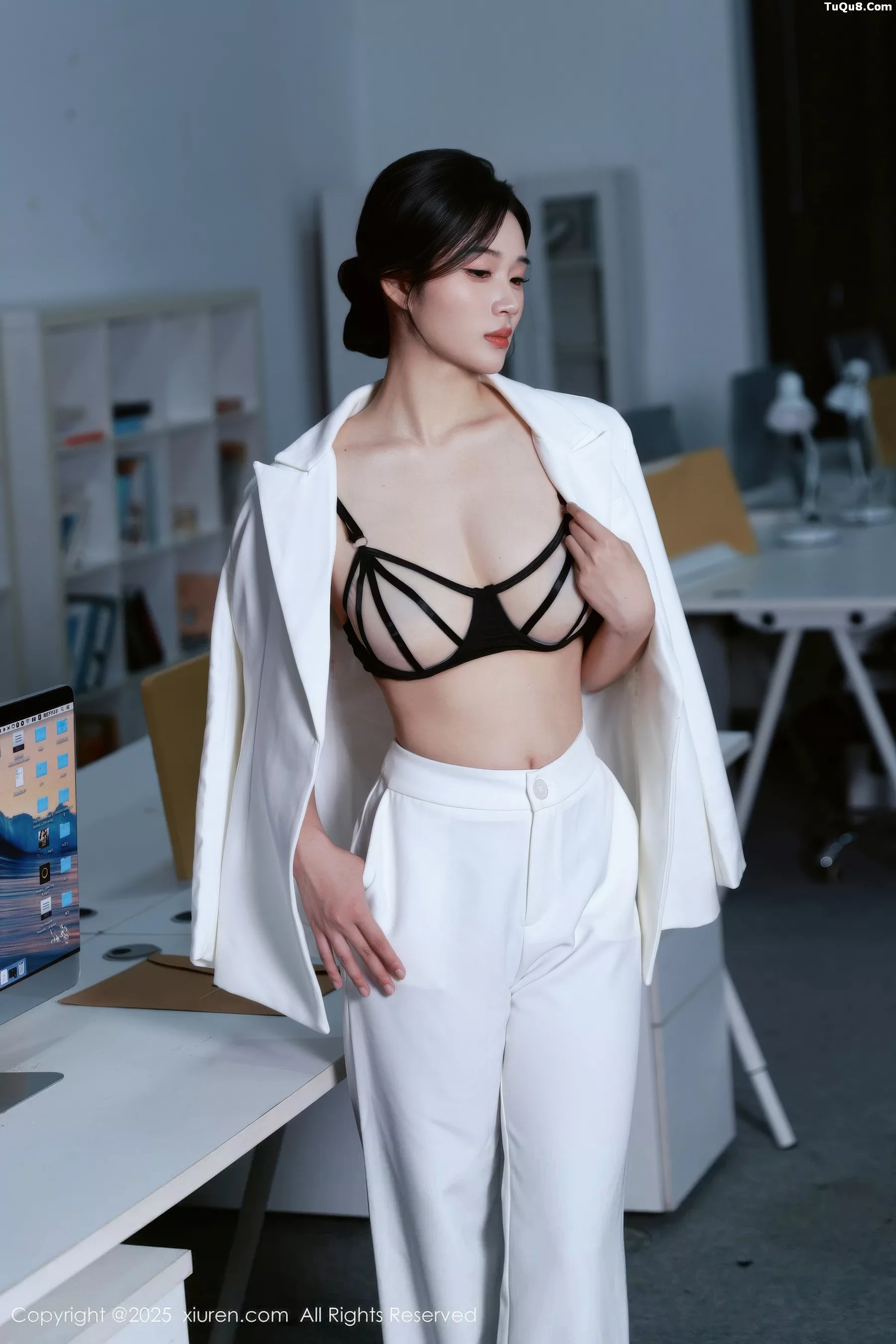 [秀人网] 2025.10.24 No.10908 南乔#[72P]-17