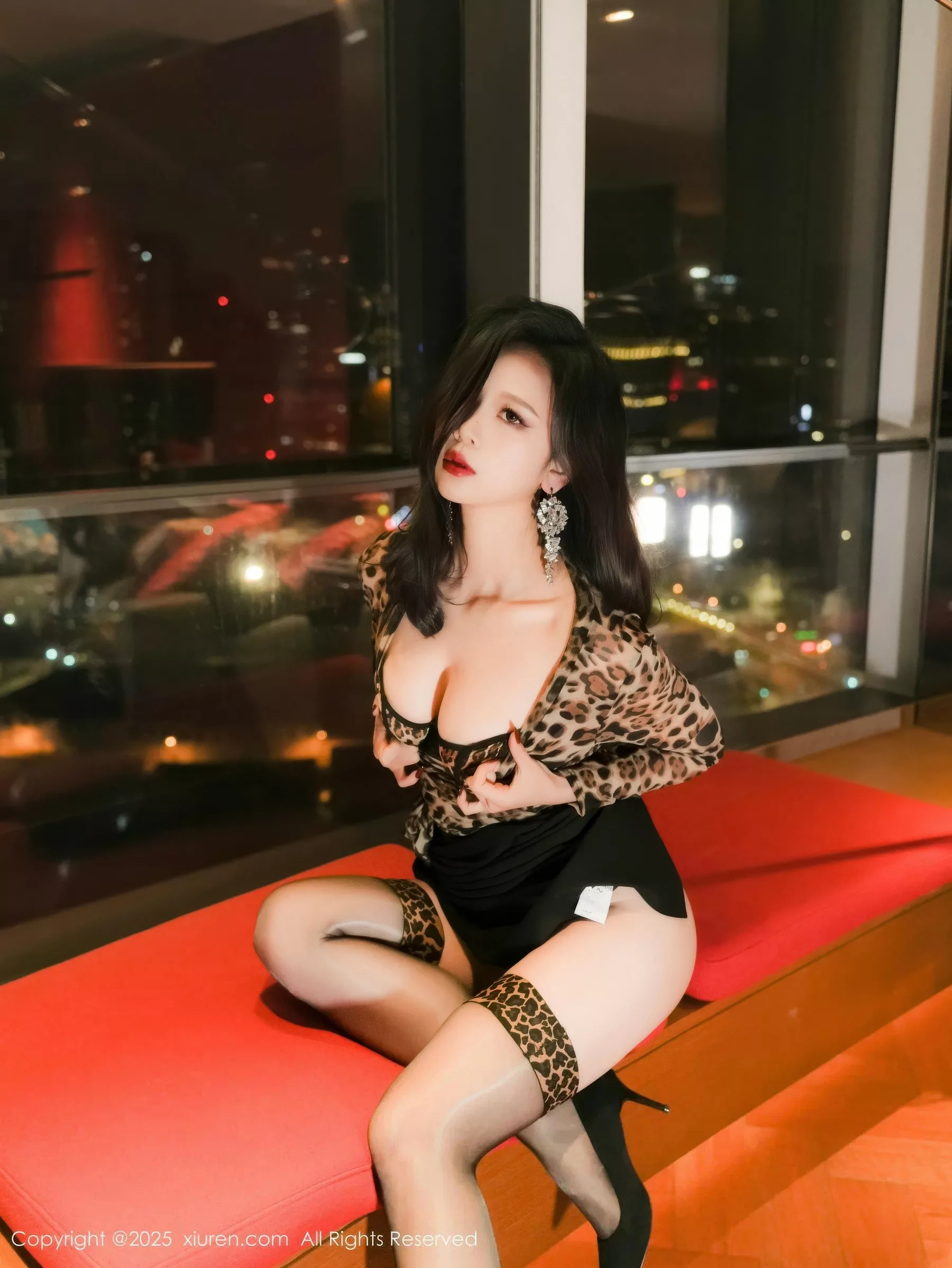 [秀人网] 2025.10.23 No.10901 玫瑰我爱你#[63P]-23