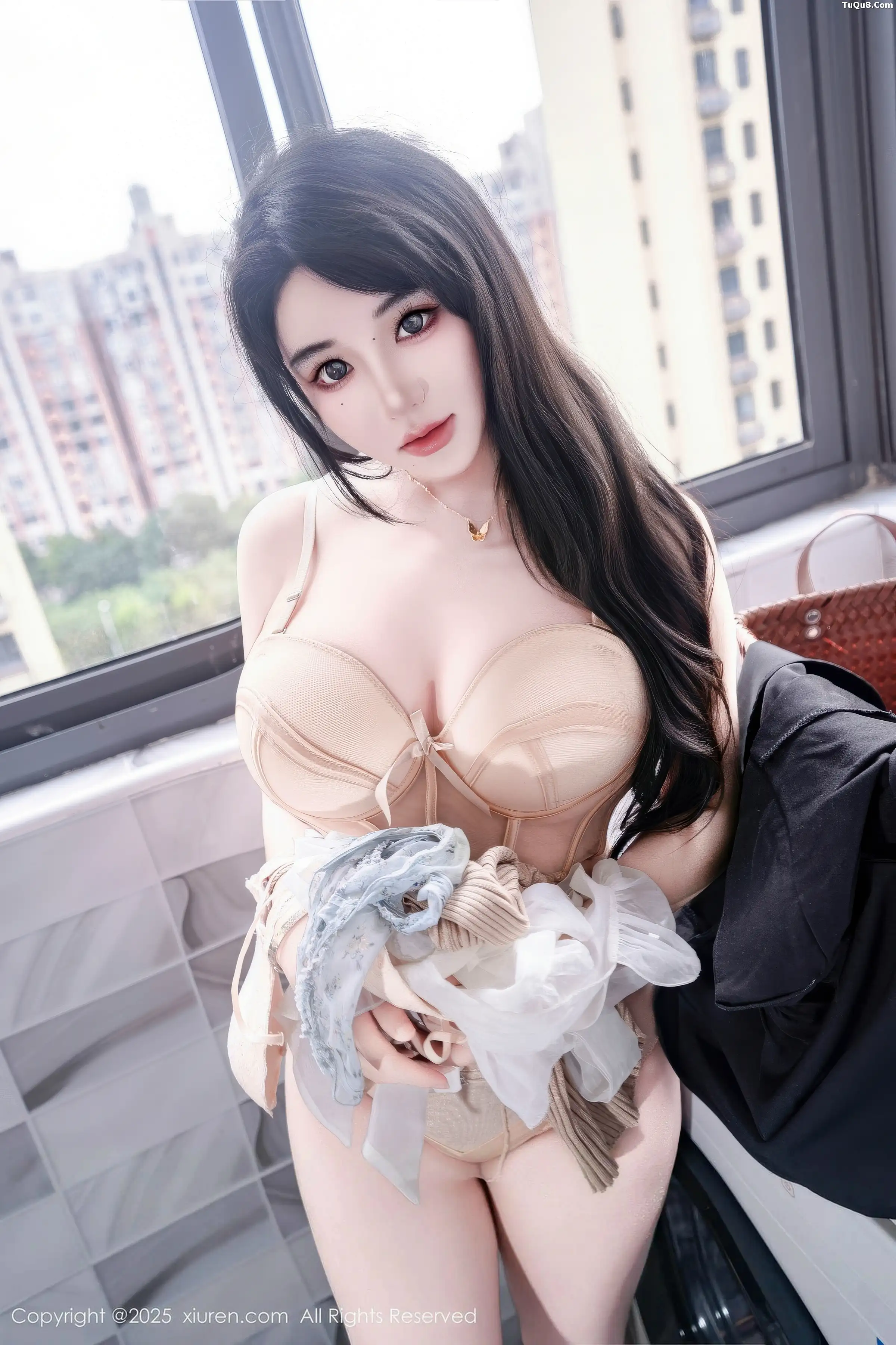 [秀人网] 2025.11.20 No.11010 汐汐爱吃草莓#[83P]-26