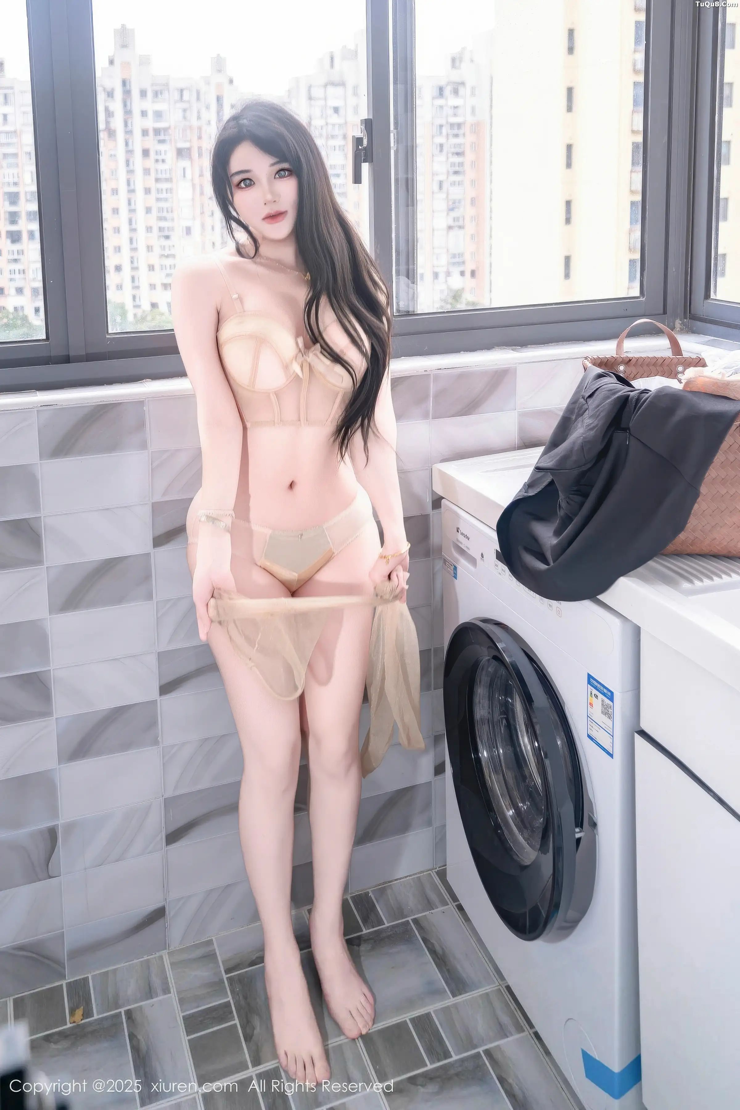 [秀人网] 2025.11.20 No.11010 汐汐爱吃草莓#[83P]-30