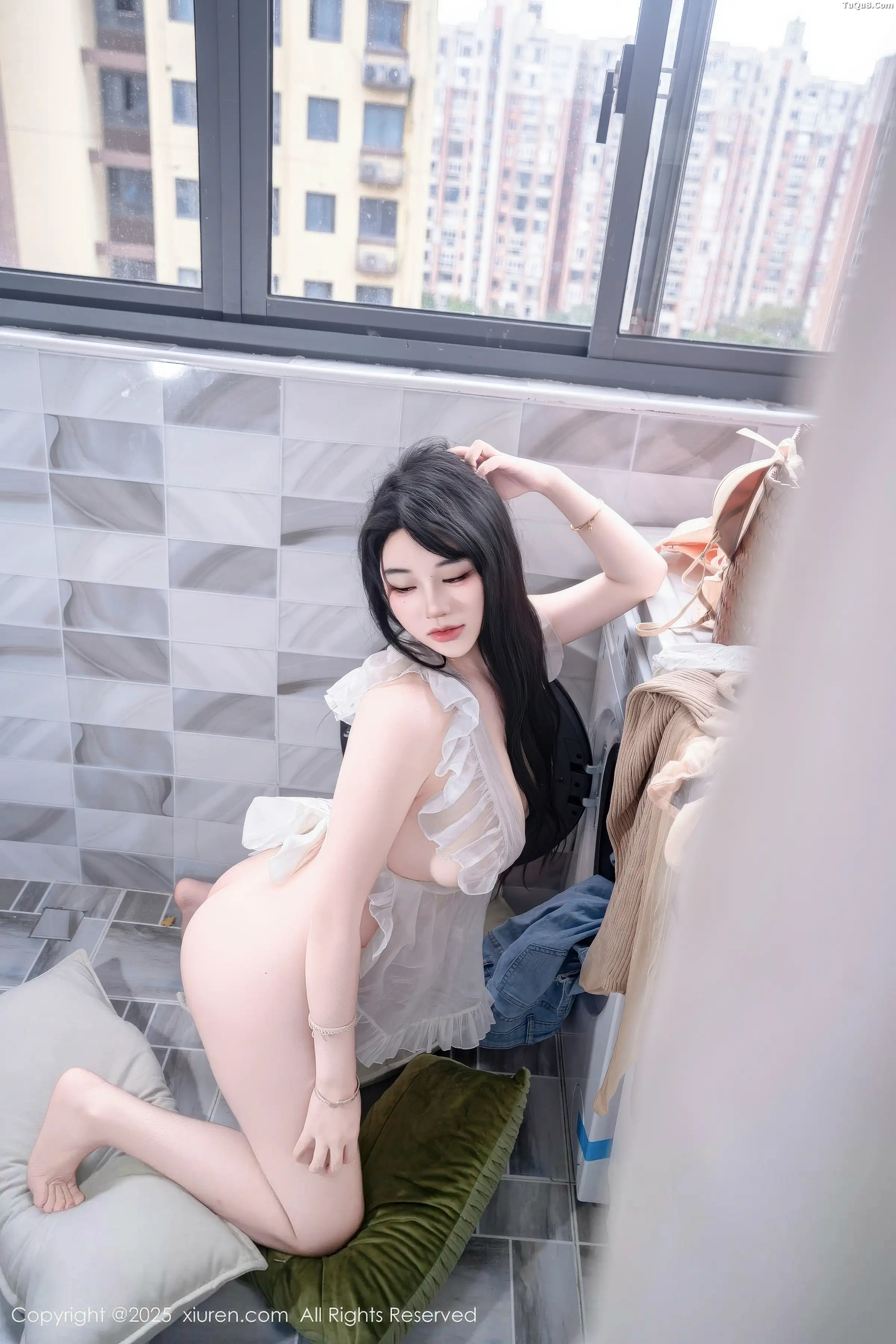 [秀人网] 2025.11.20 No.11010 汐汐爱吃草莓#[83P]-12