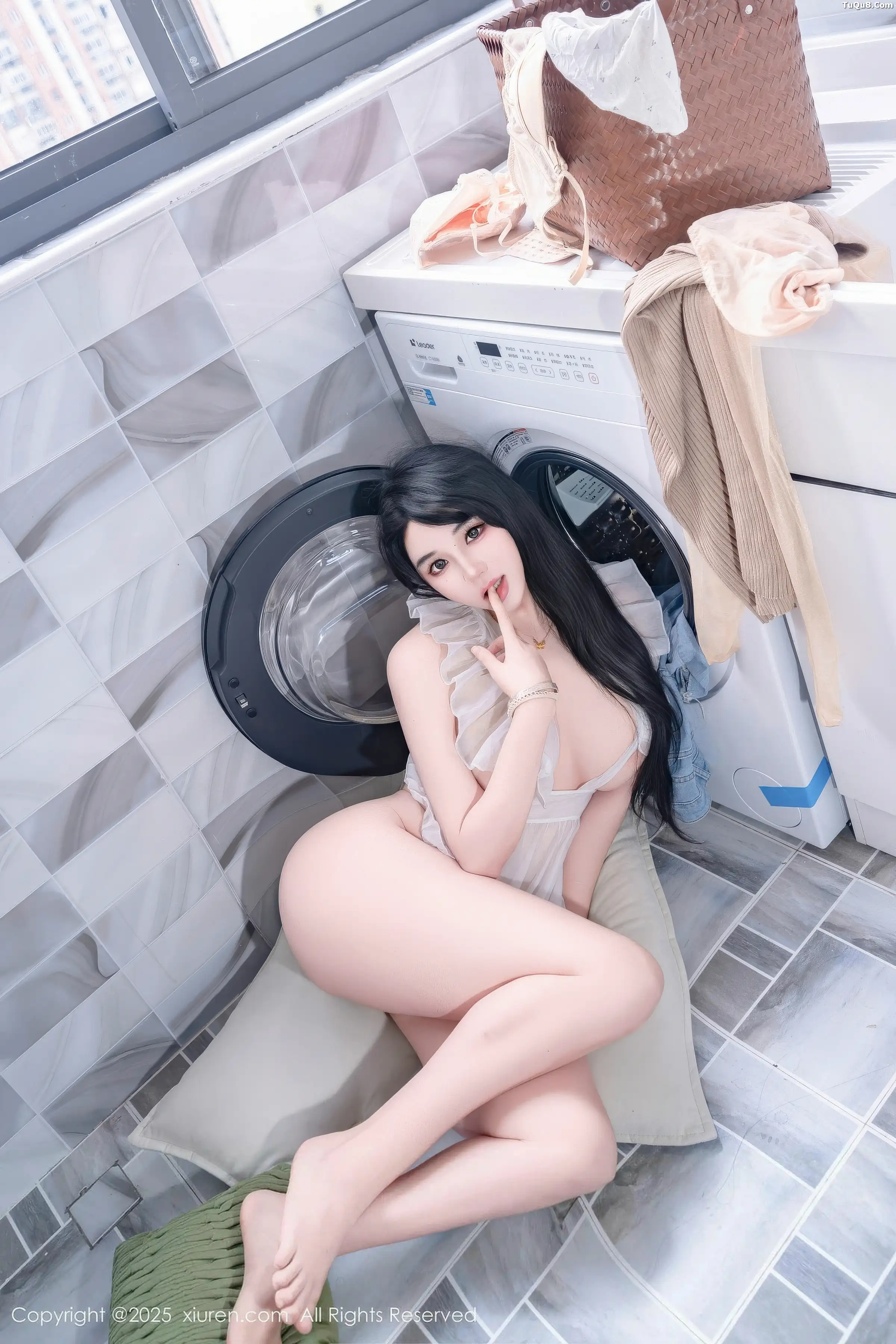 [秀人网] 2025.11.20 No.11010 汐汐爱吃草莓#[83P]-22
