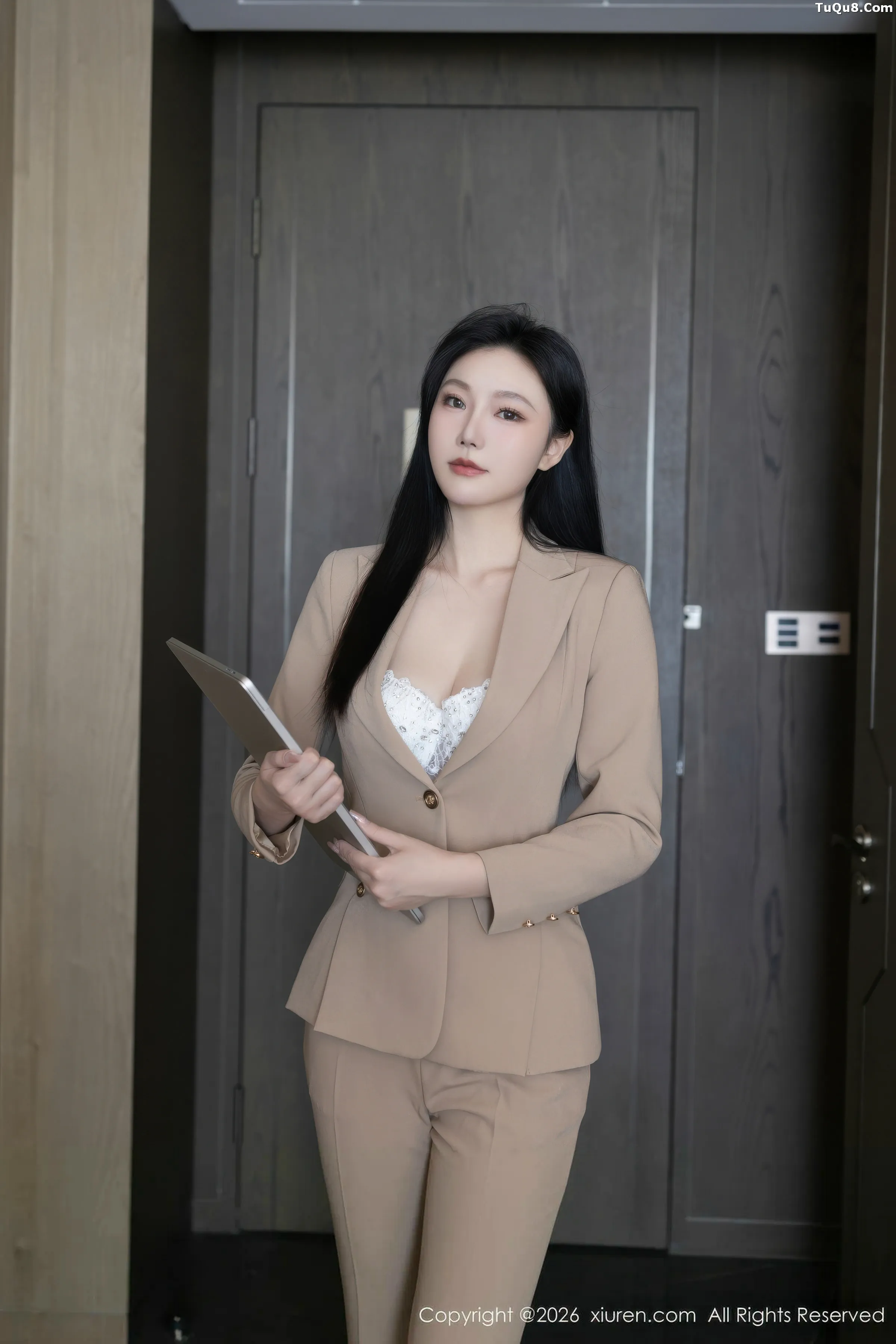 [秀人网] 2026.01.27 No.11282 安然#[72P]-1