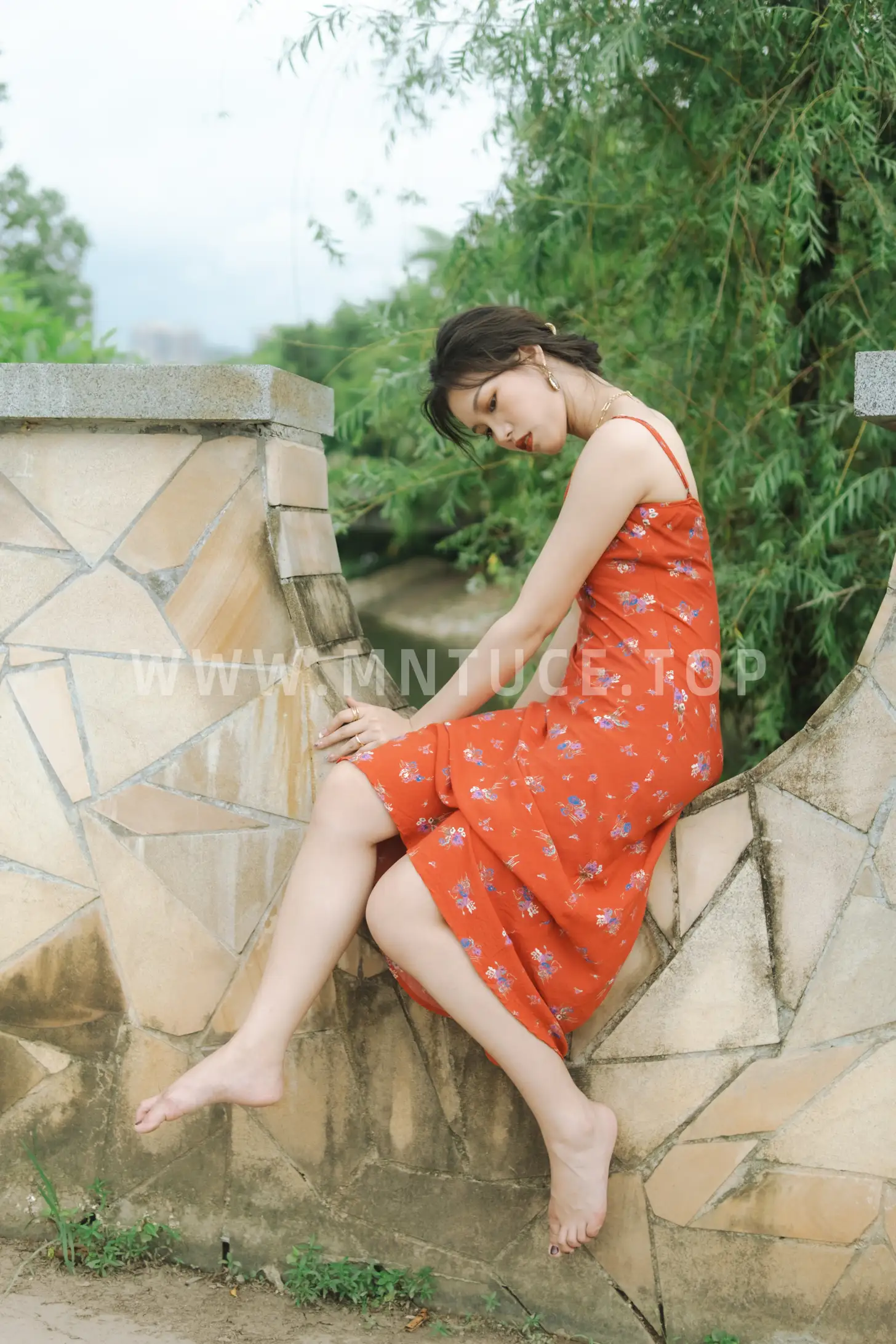 [艺图语] 2022.08.24 Vol.1777 – 春风又绿江南岸 聪聪#[28P]-8