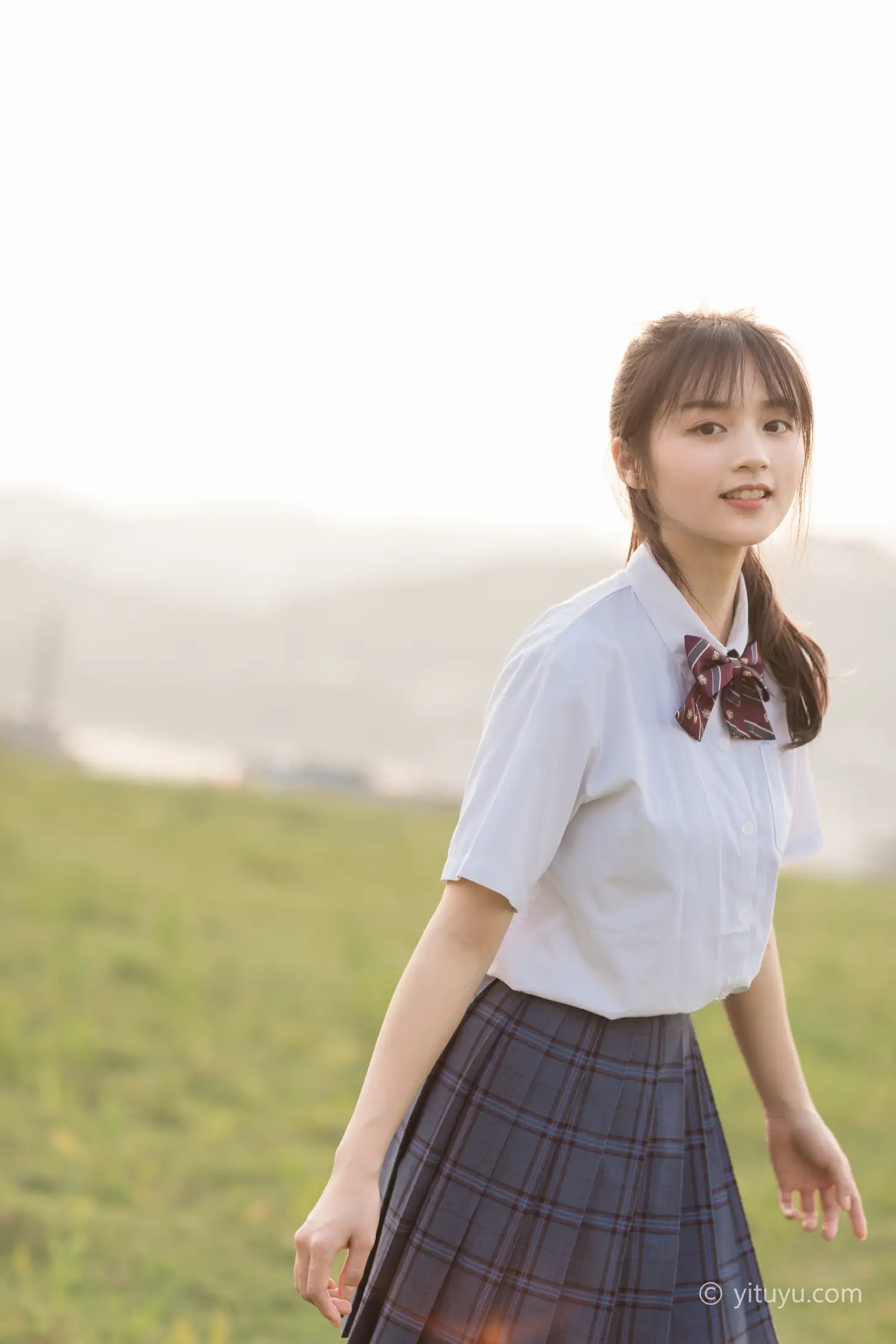 [艺图语] 2021.09.02 Vol.214 – 纯真年代 雨文#[27P]-5