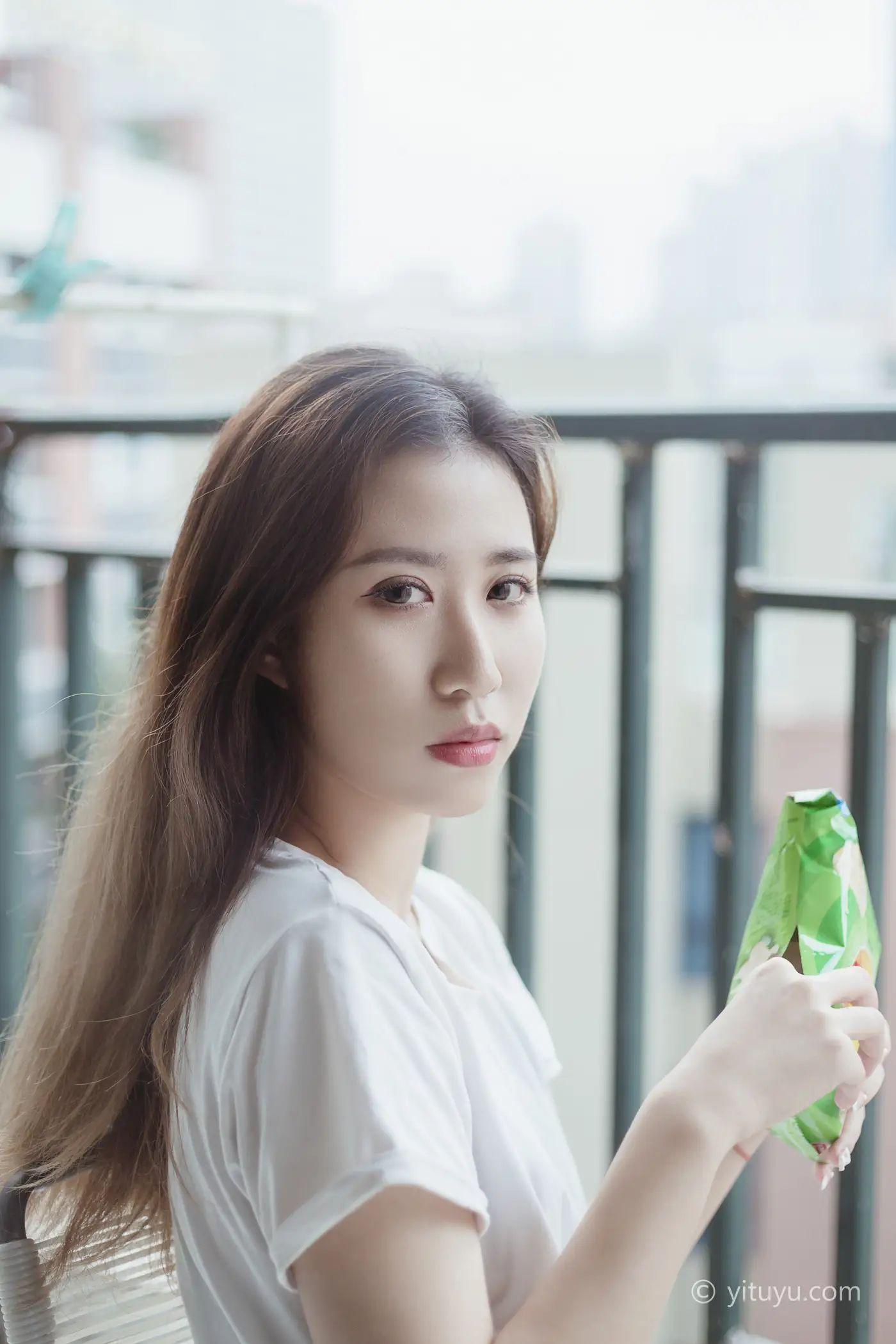 [艺图语] 2021.07.07 Vol.086 – 独自醒来 Jenny#[36P]-26