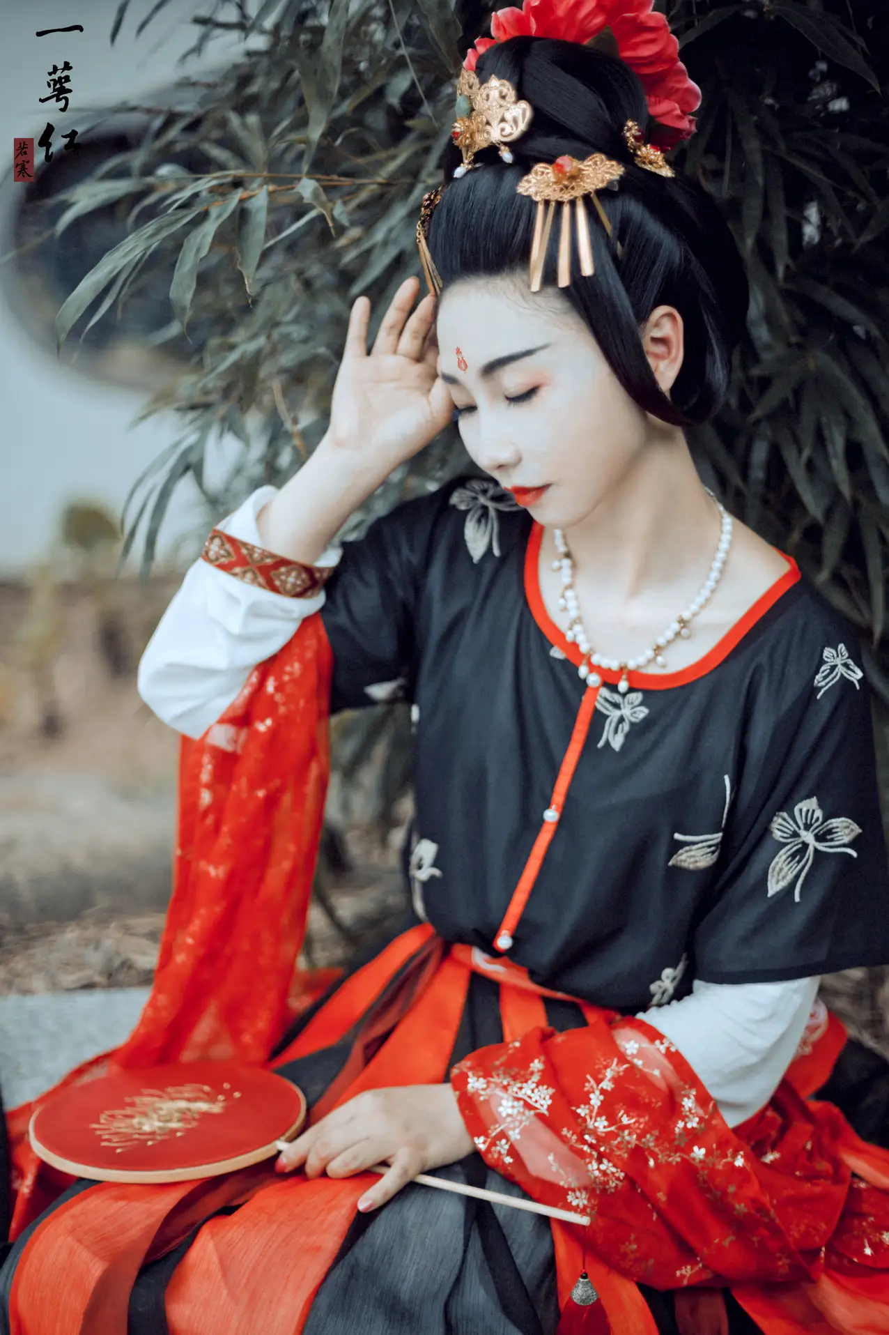[艺图语] 2021.09.18 Vol.302 – 一萼红 唱小游#[23P]-2