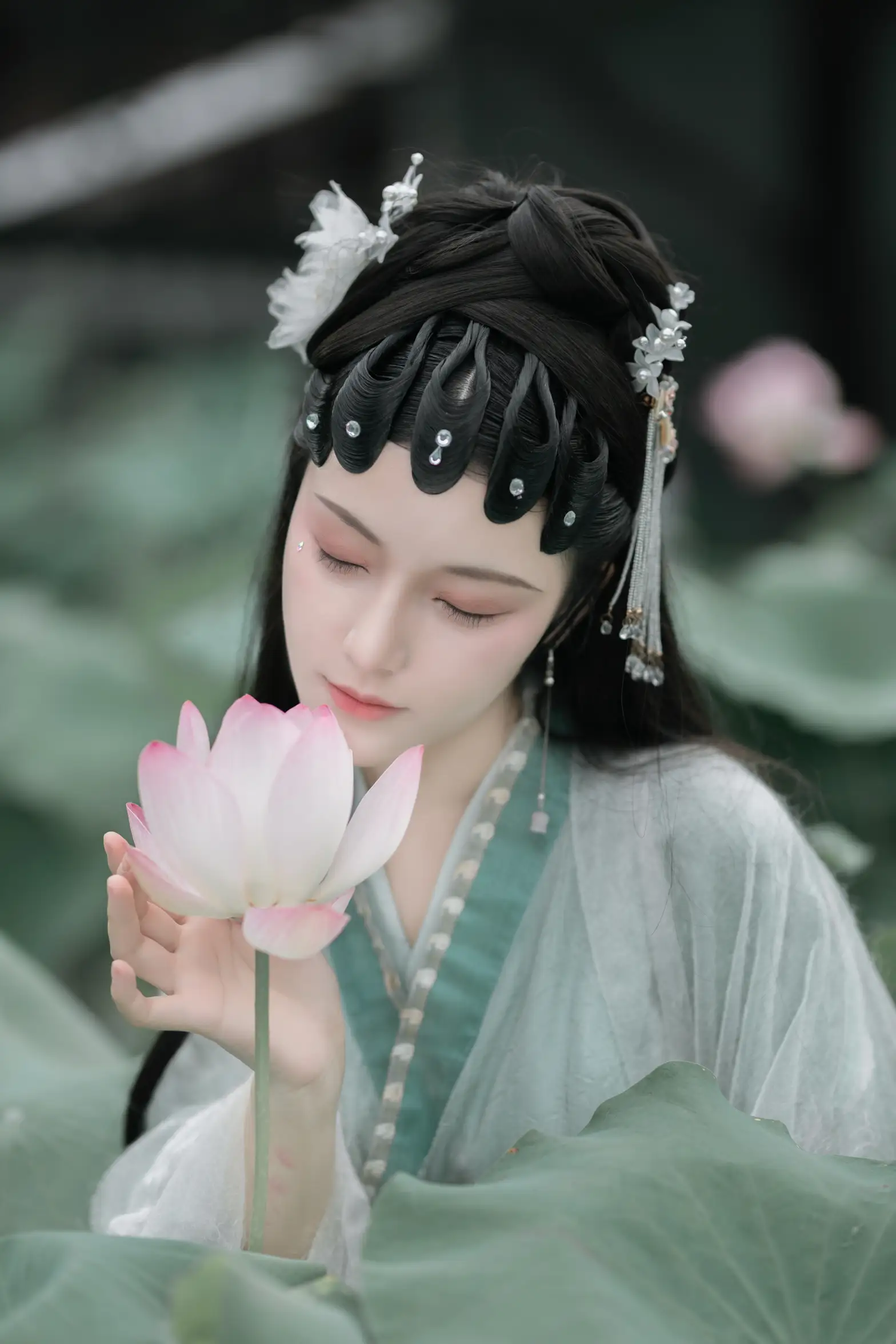 [艺图语] 2021.10.29 Vol.401 – 碧波·黛玉 小昭#[22P]-1