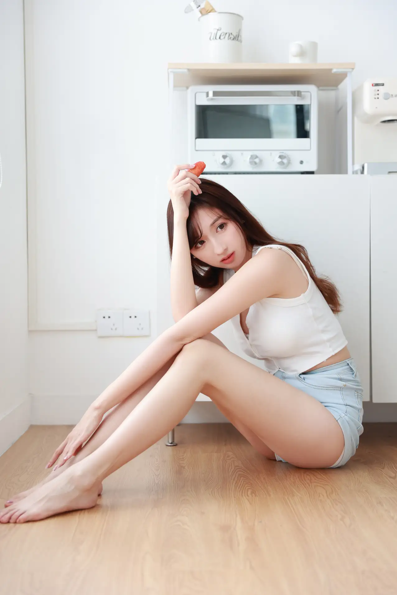 [艺图语] 2022.06.15 Vol.1183 – 百叶窗 小朋宇#[35P]-1