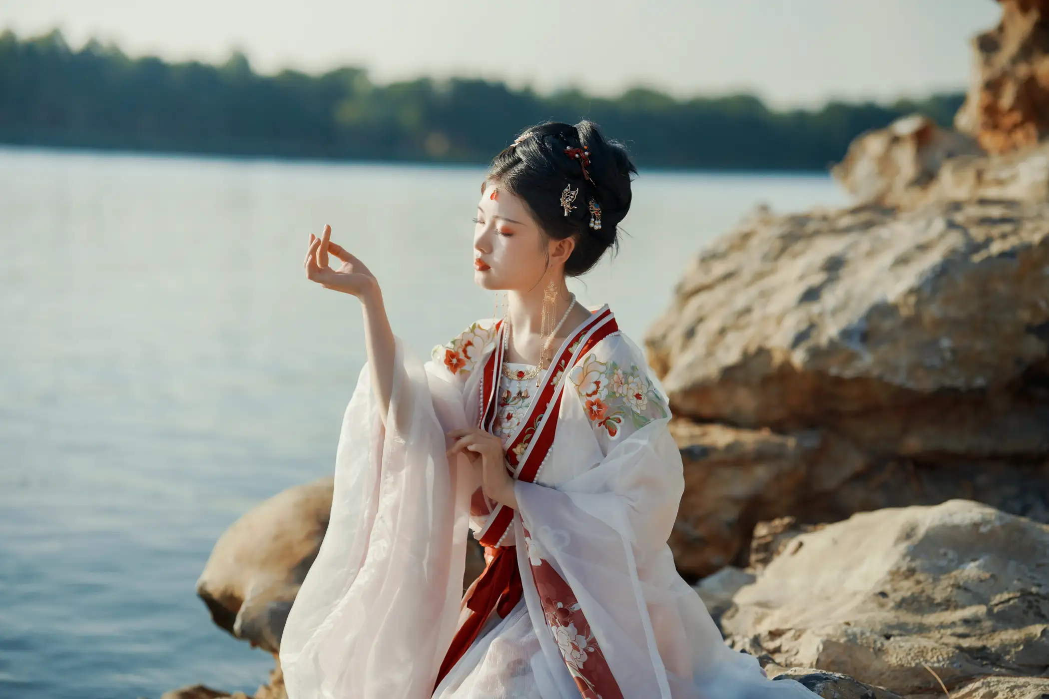 [艺图语] 2022.08.14 Vol.1706 – 总有人间一两风 悦璃#[24P]-7