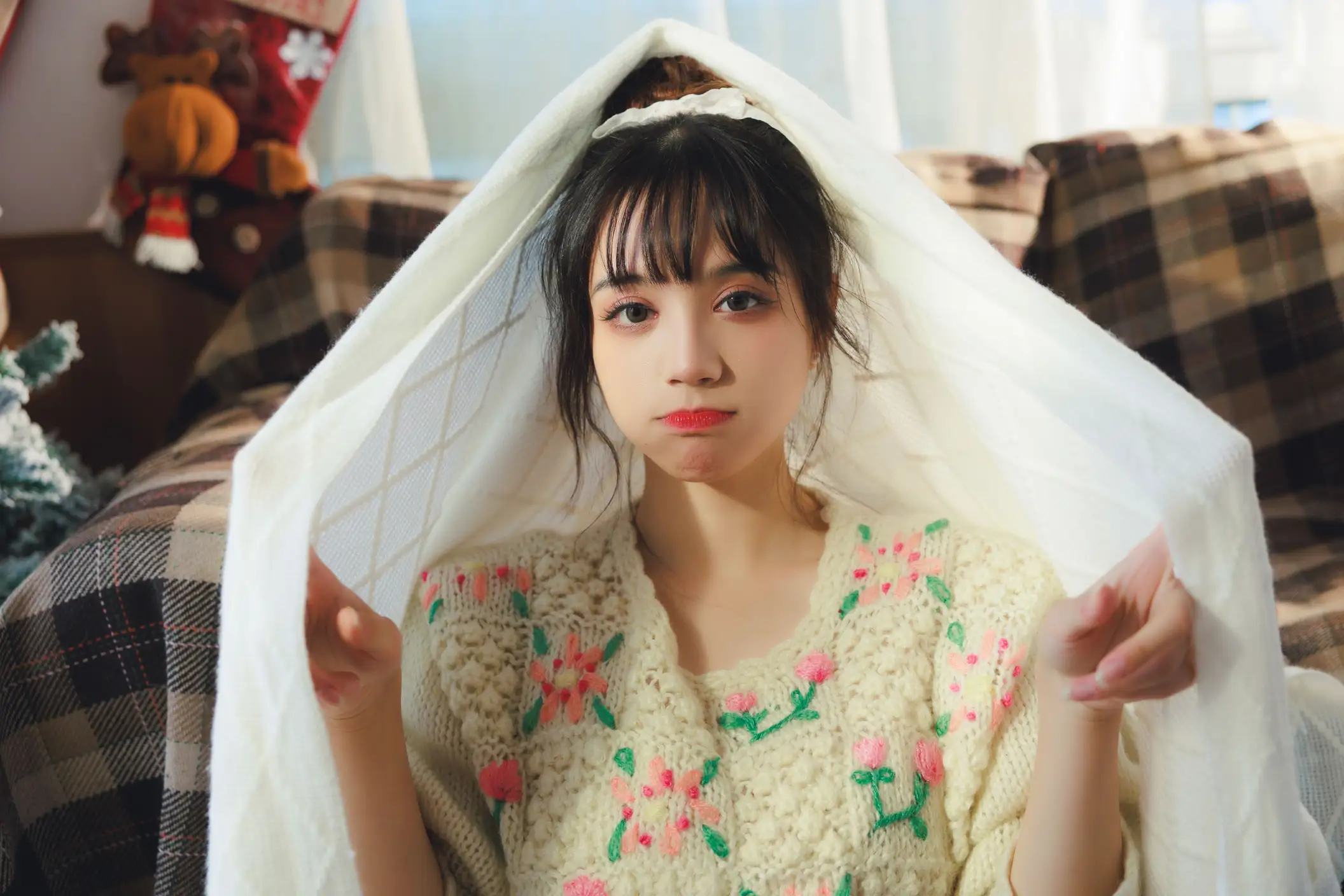 [艺图语] 2022.06.17 Vol.1207 – 少女圣诞季 贰加六#[36P]-4