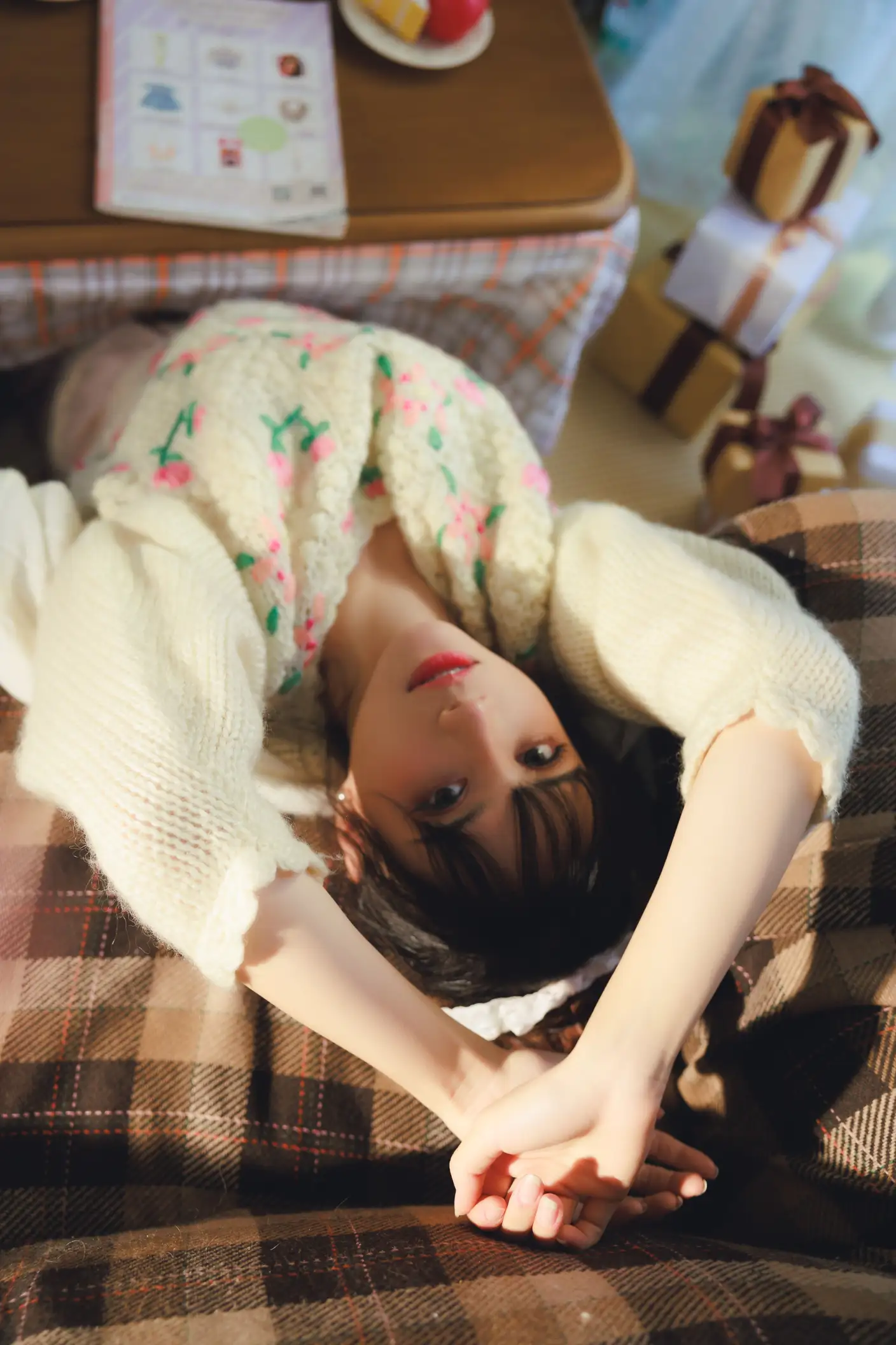 [艺图语] 2022.06.17 Vol.1207 – 少女圣诞季 贰加六#[36P]-9