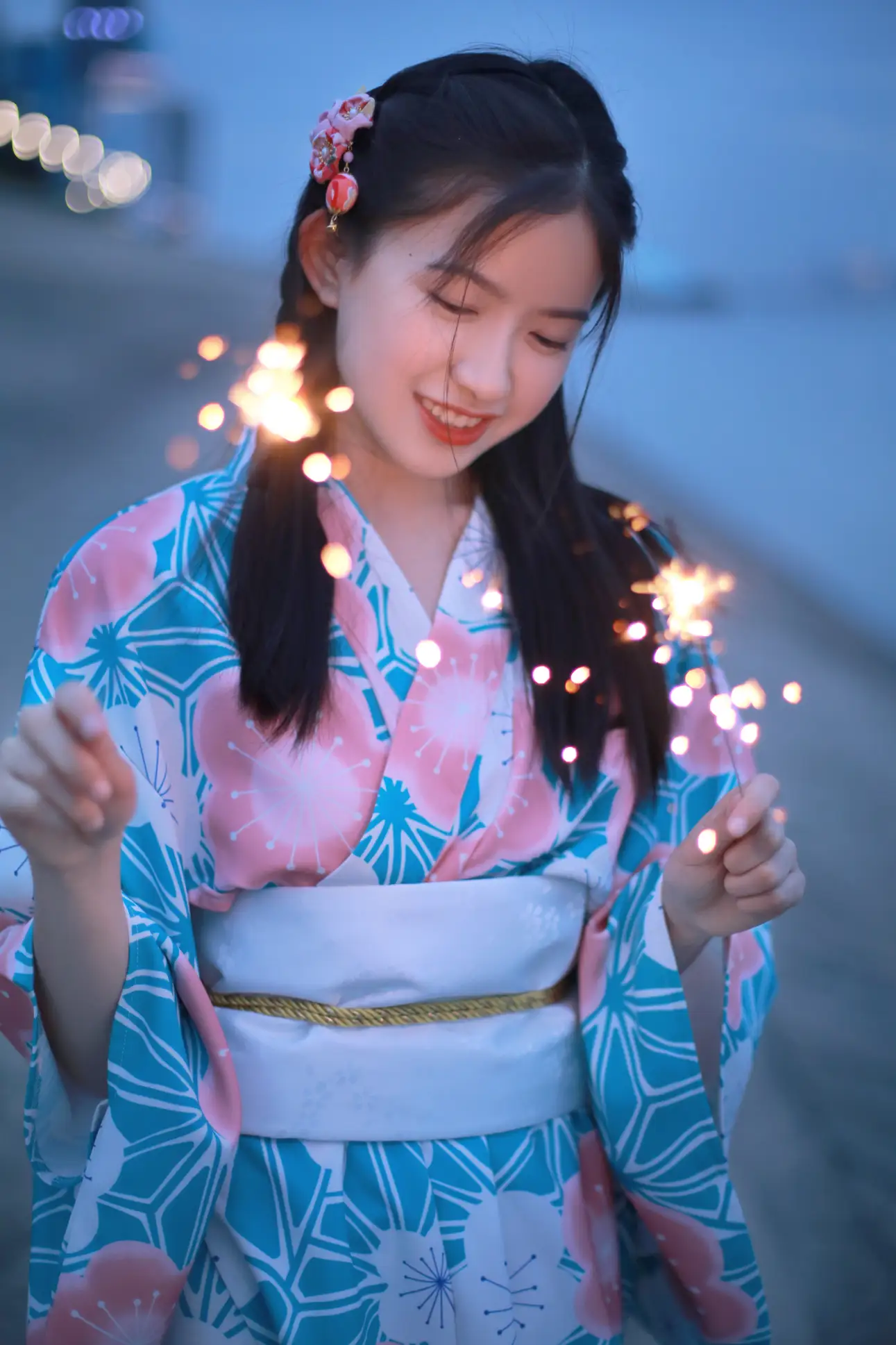 [艺图语] 2022.06.06 Vol.1095 – 花火 小草草呀#[22P]-2